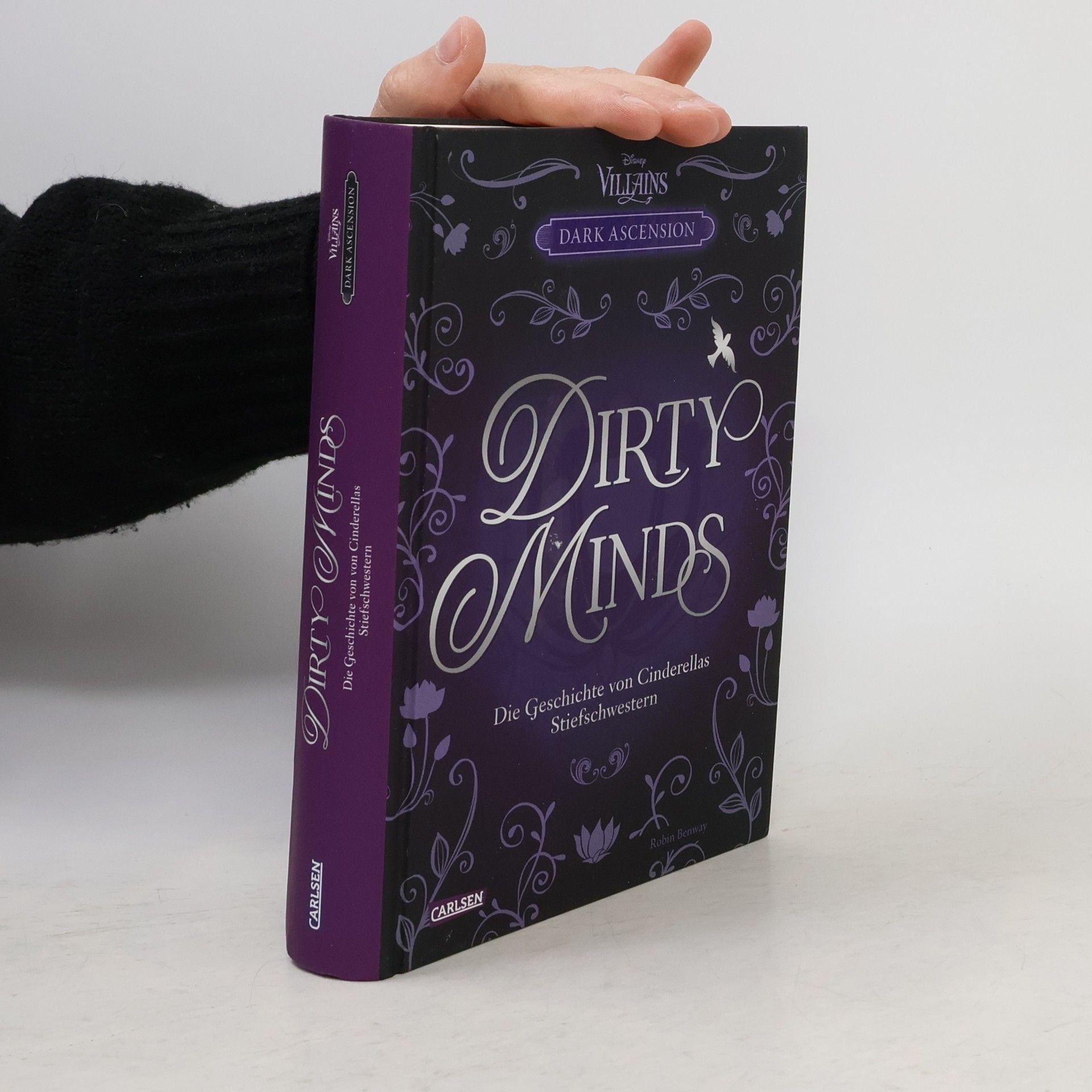 Robin Benway Dark Ascension - 1: Dirty Minds