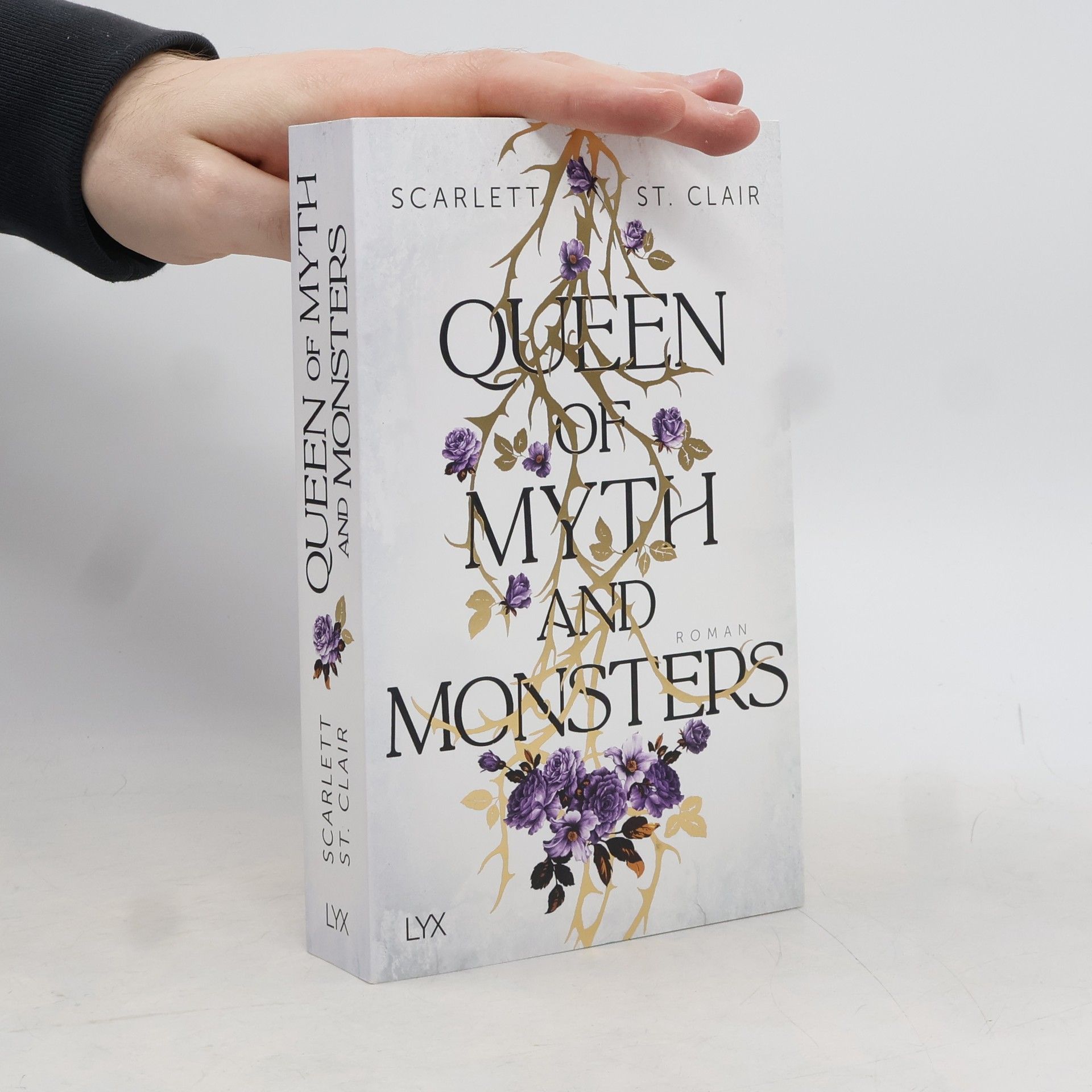 Scarlett St. Clair Queen of Myth and Monsters