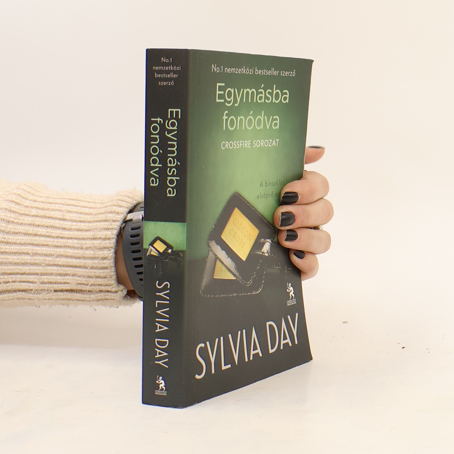 Sylvia Day Egymásba fonódva