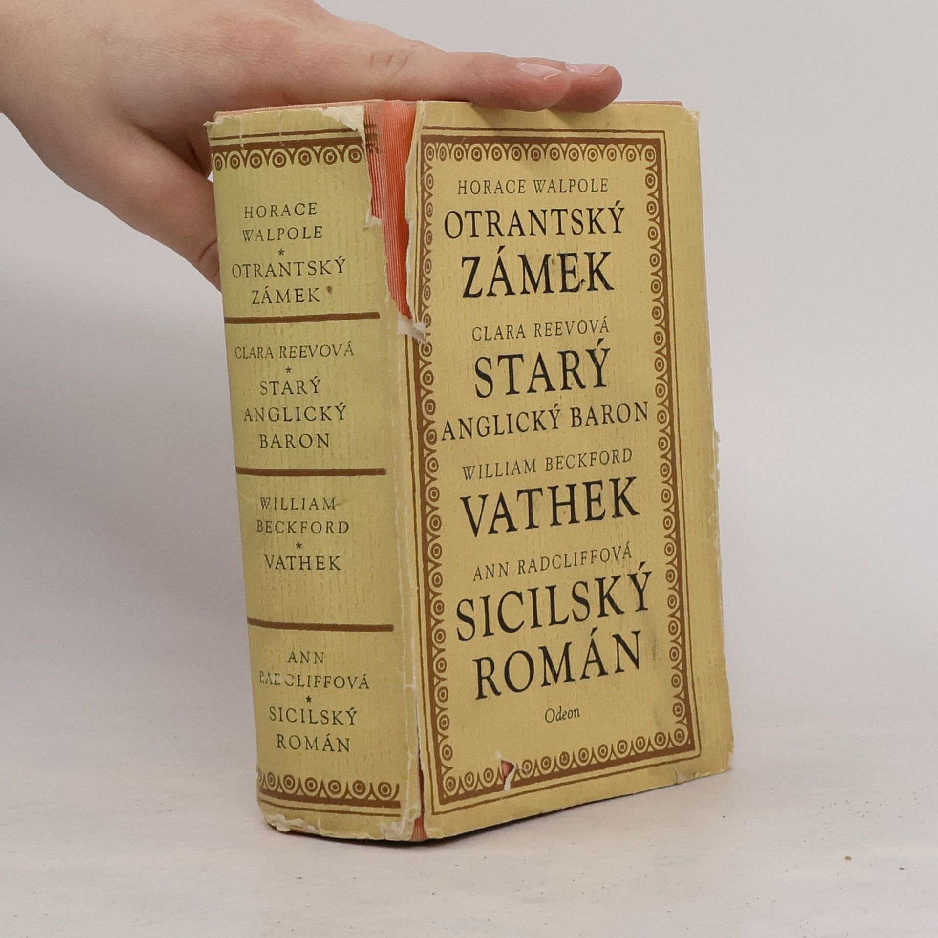 Jaroslav Hornát Anglický gotický román