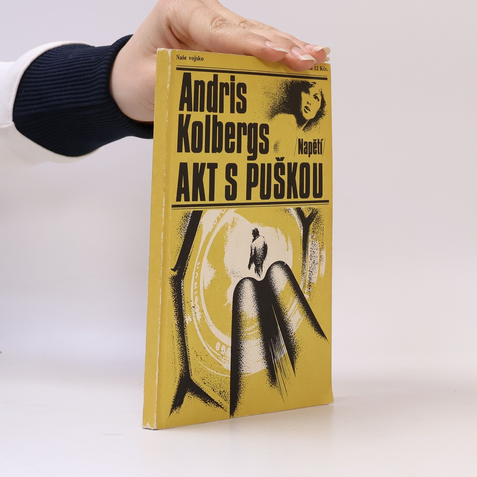 Andris Kolbergs Akt s puškou