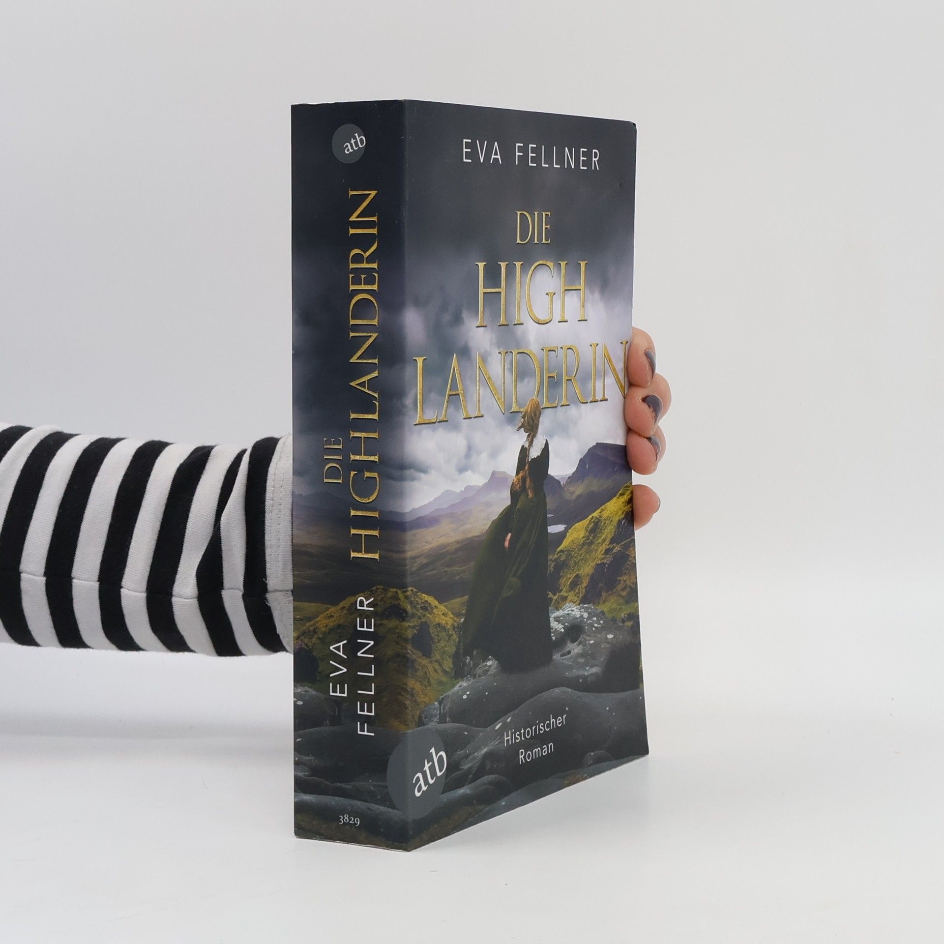 Eva Fellner Die Highlanderin