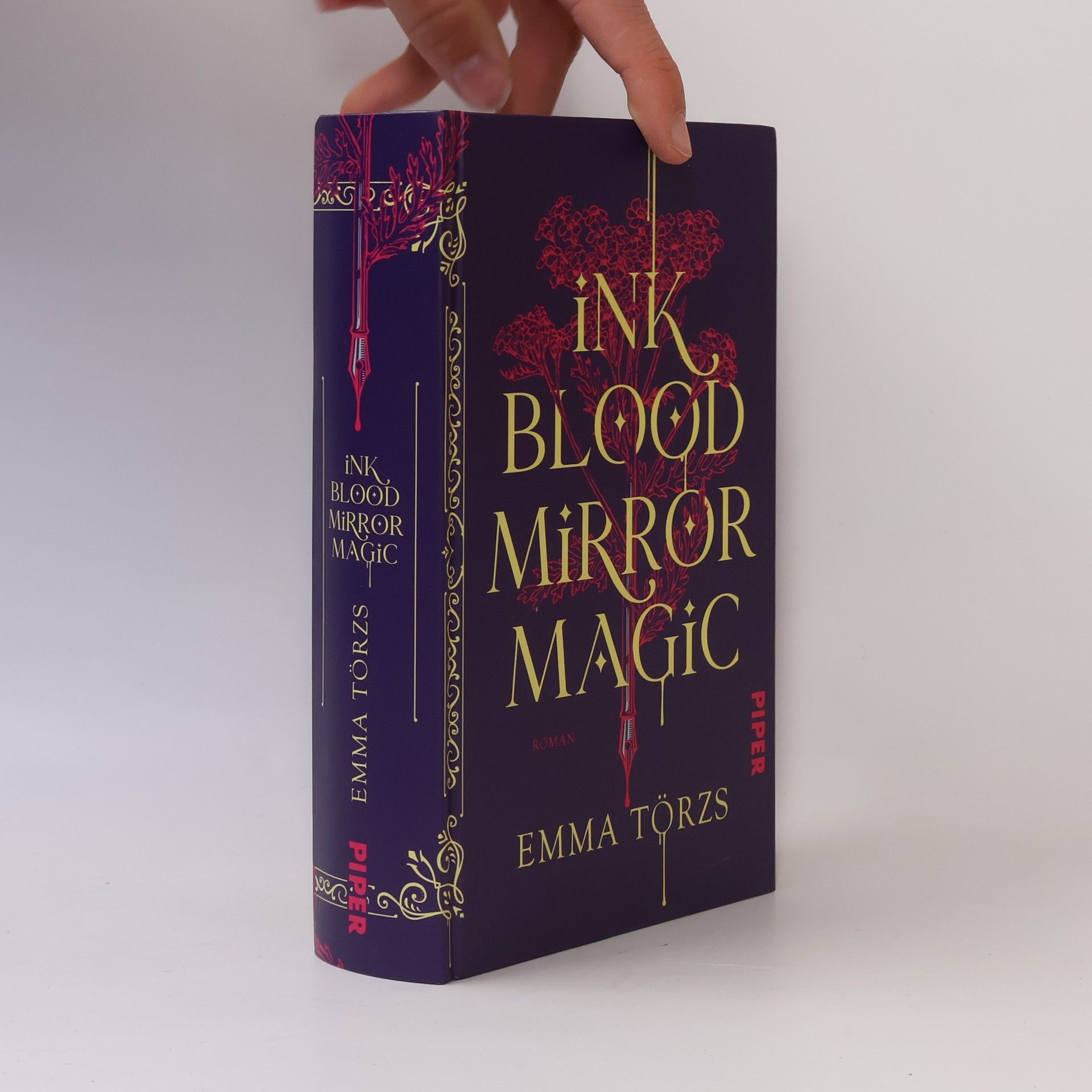 Emma Törzs Ink Blood Mirror Magic