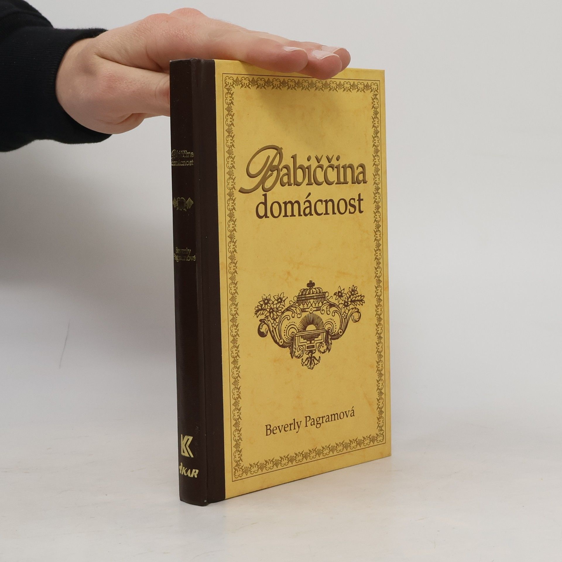 Beverly Pagram Babiččina domácnost