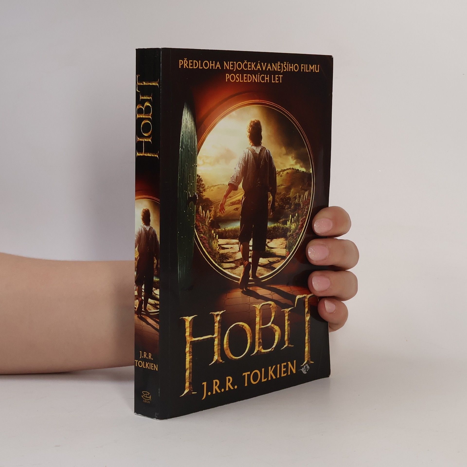 J. R. R. Tolkien Hobit, aneb, Cesta tam a zase zpátky
