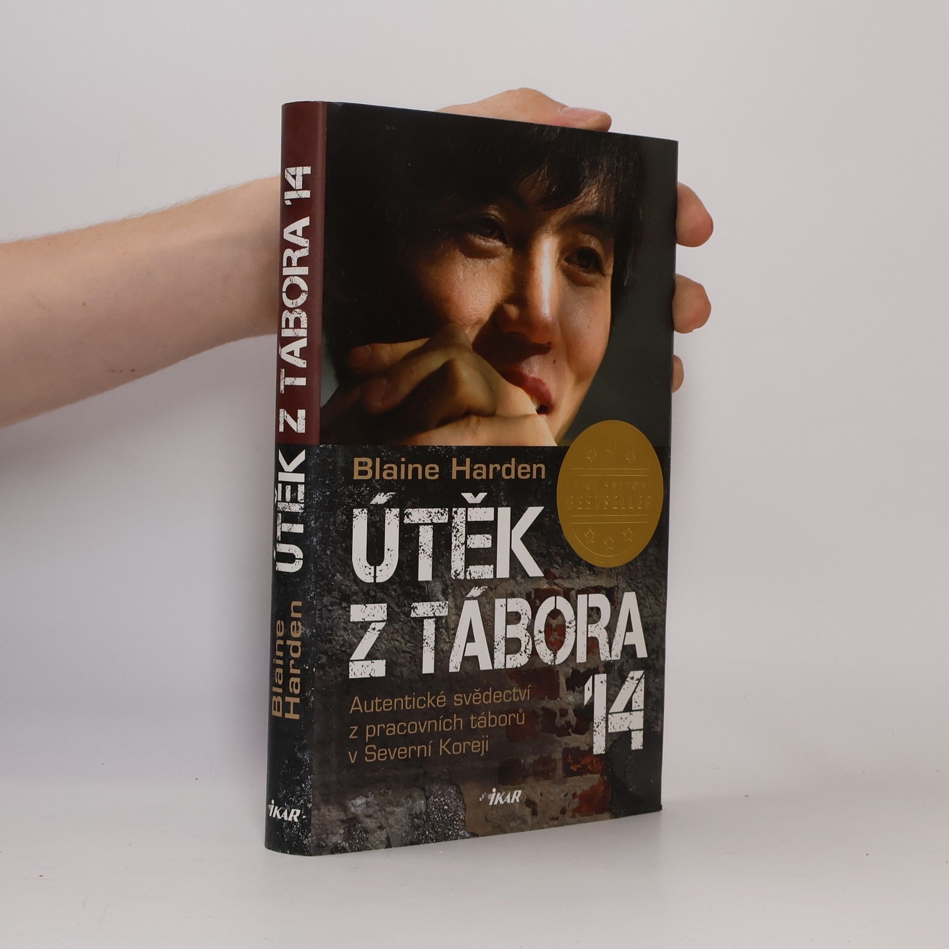 Blaine Harden Útěk z Tábora 14