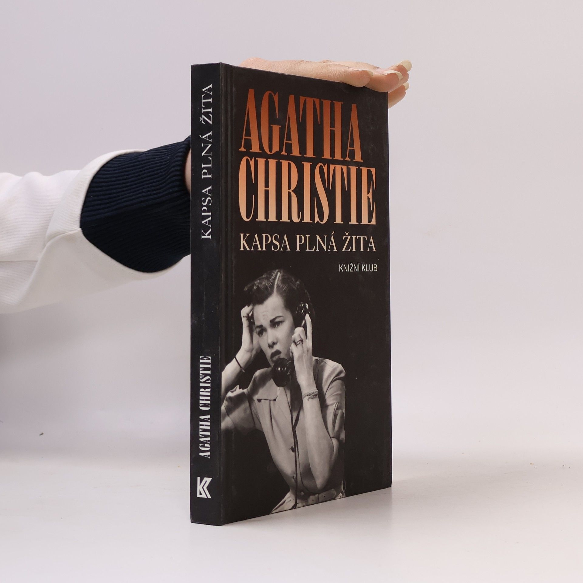 Agatha Christie Kapsa plná žita