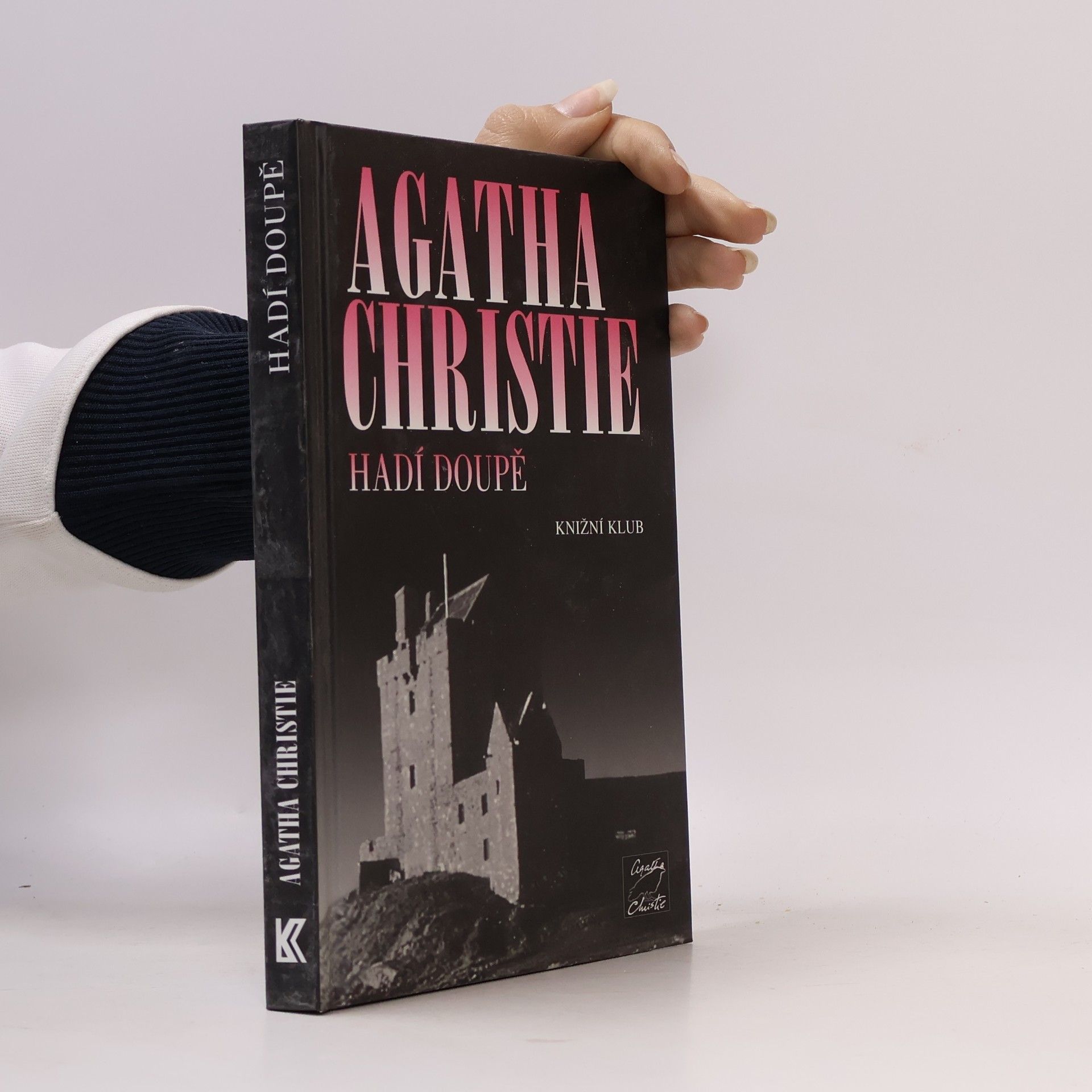 Agatha Christie Hadí doupě