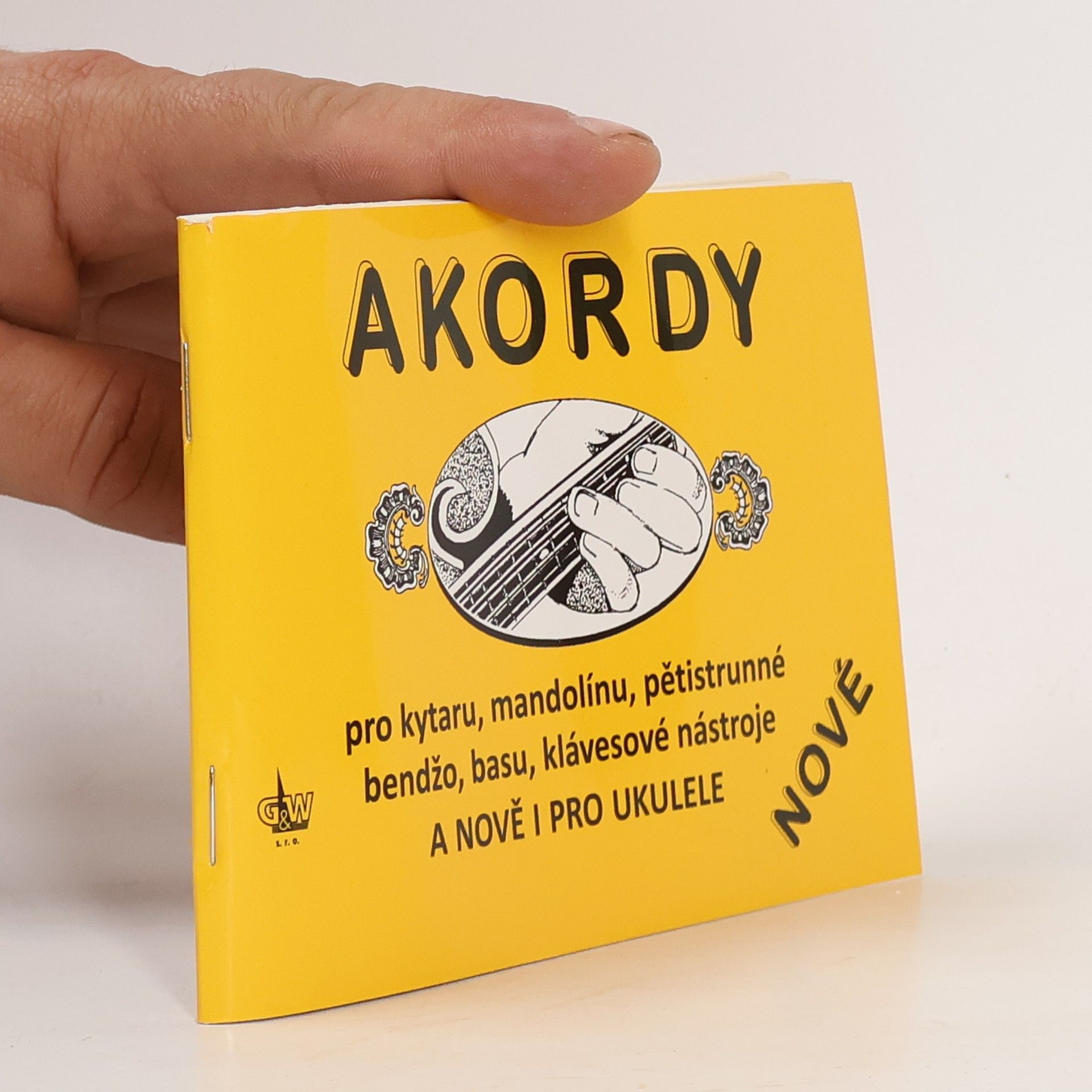AA.VV. Akordy
