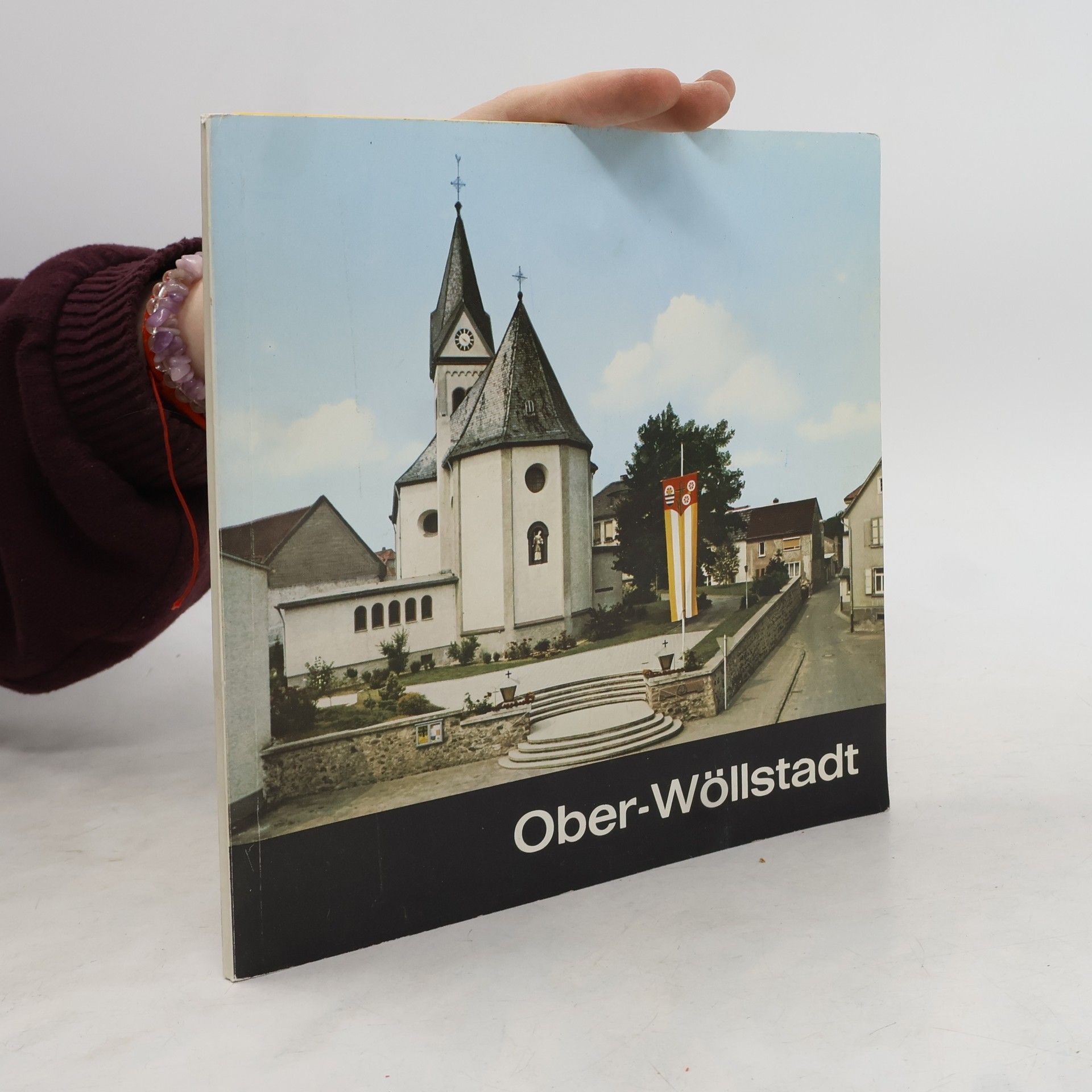 Autorenkollektiv Pfarrei zwischen gestern und morgen