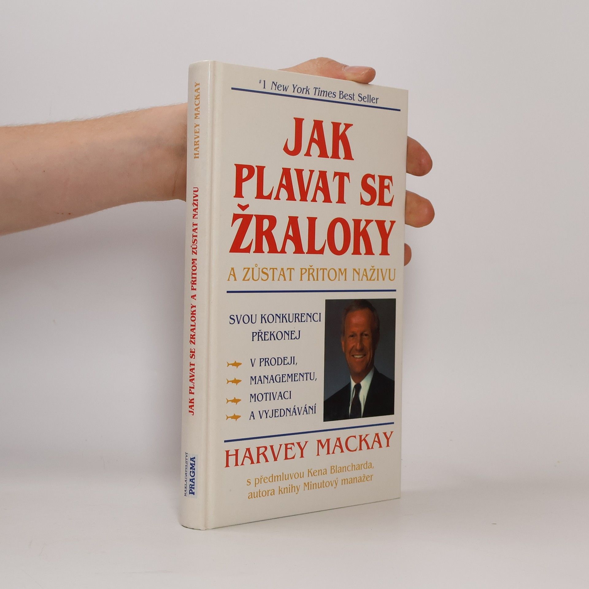 Jak plavat se žraloky a zůstat přitom naživu