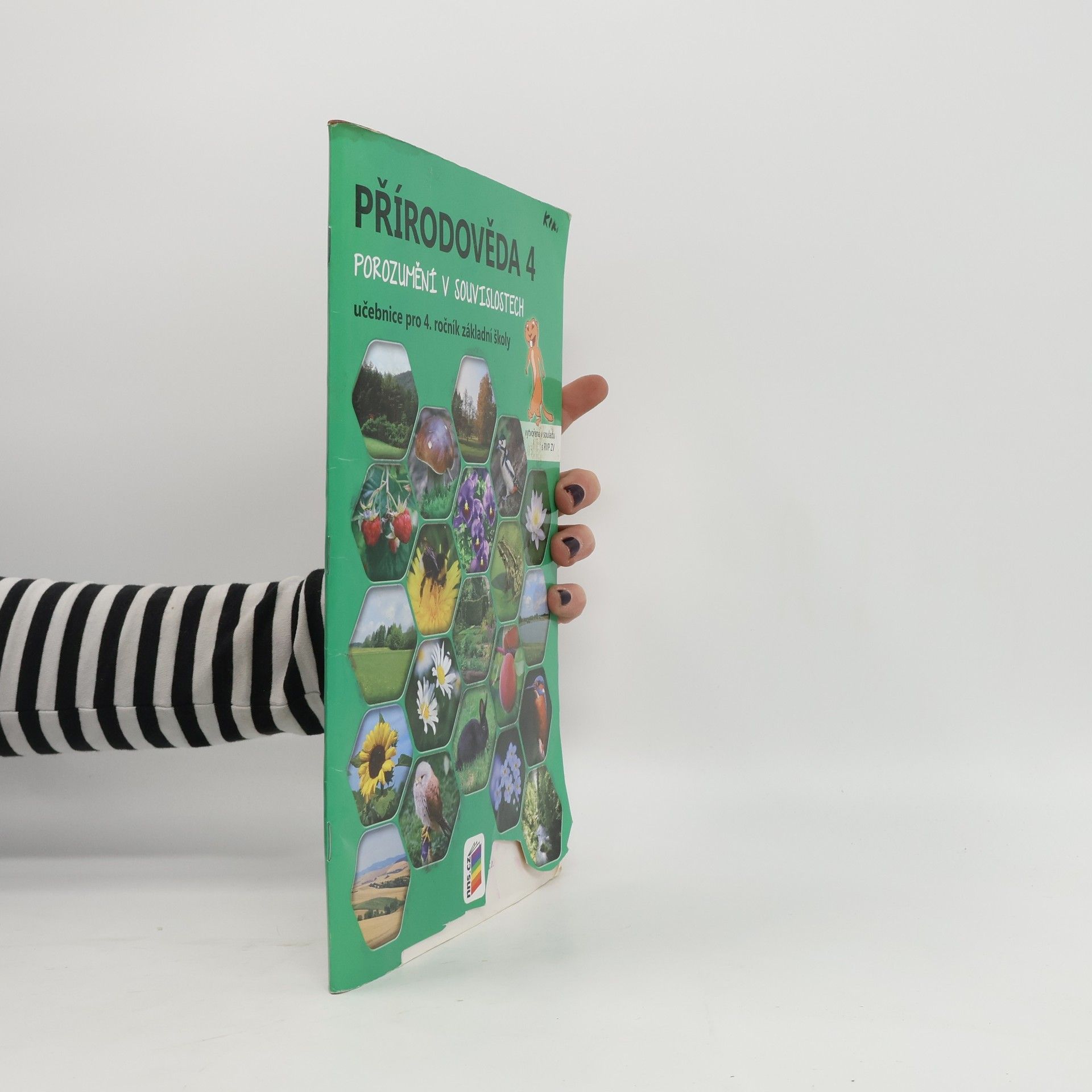 Lenka Klinkovská Přírodověda 4 : porozumění v souvislostech : pro 4. ročník základní školy : učebnice