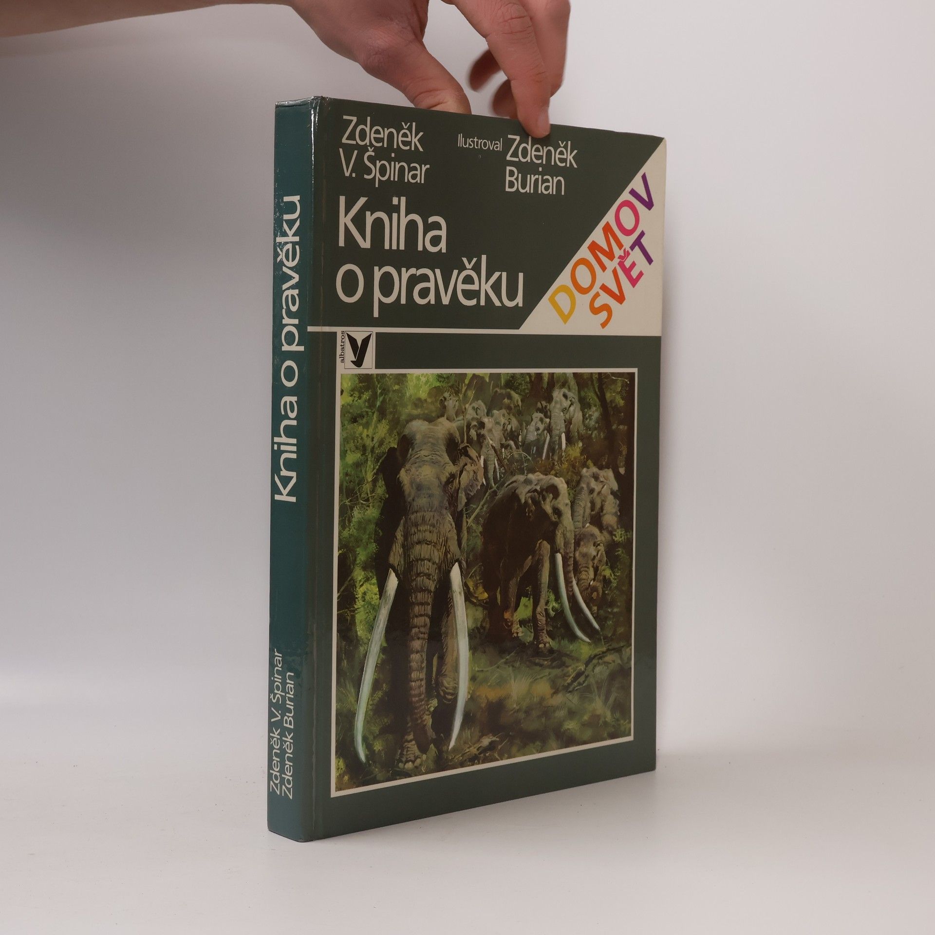Zdeněk Špinar Kniha o pravěku