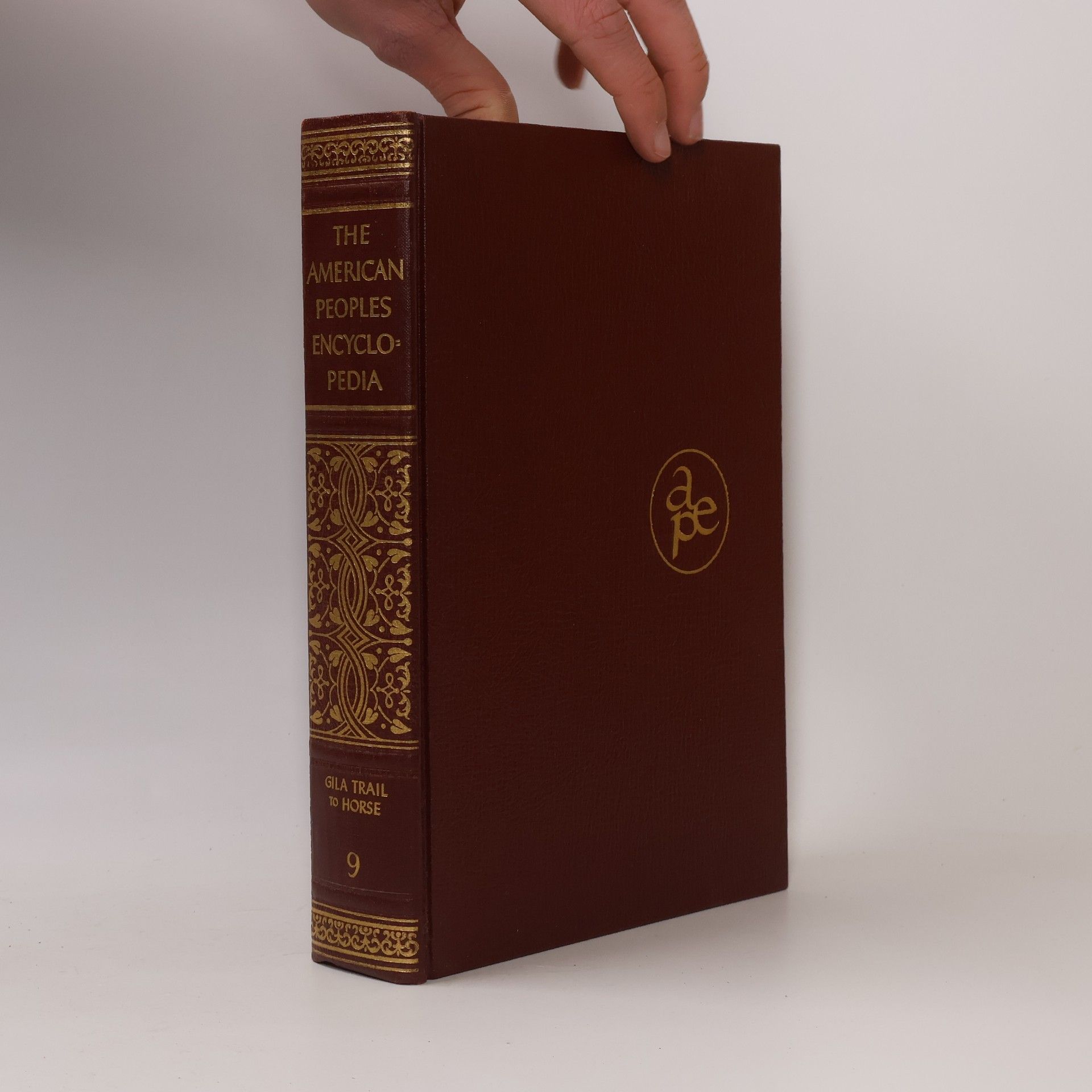 Various authors The American Peoples Encyklopedia 9