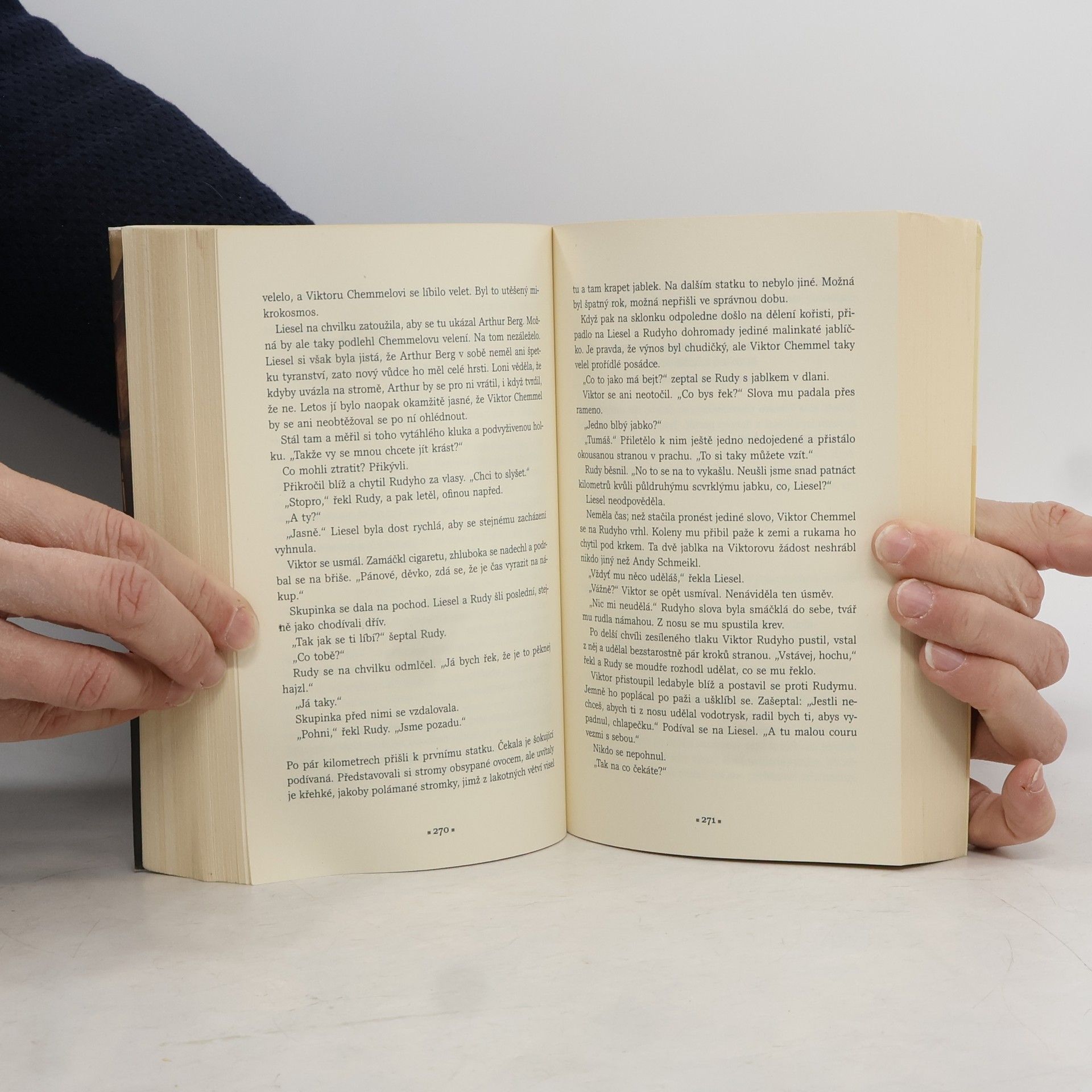 Markus Zusak Zlodějka knih