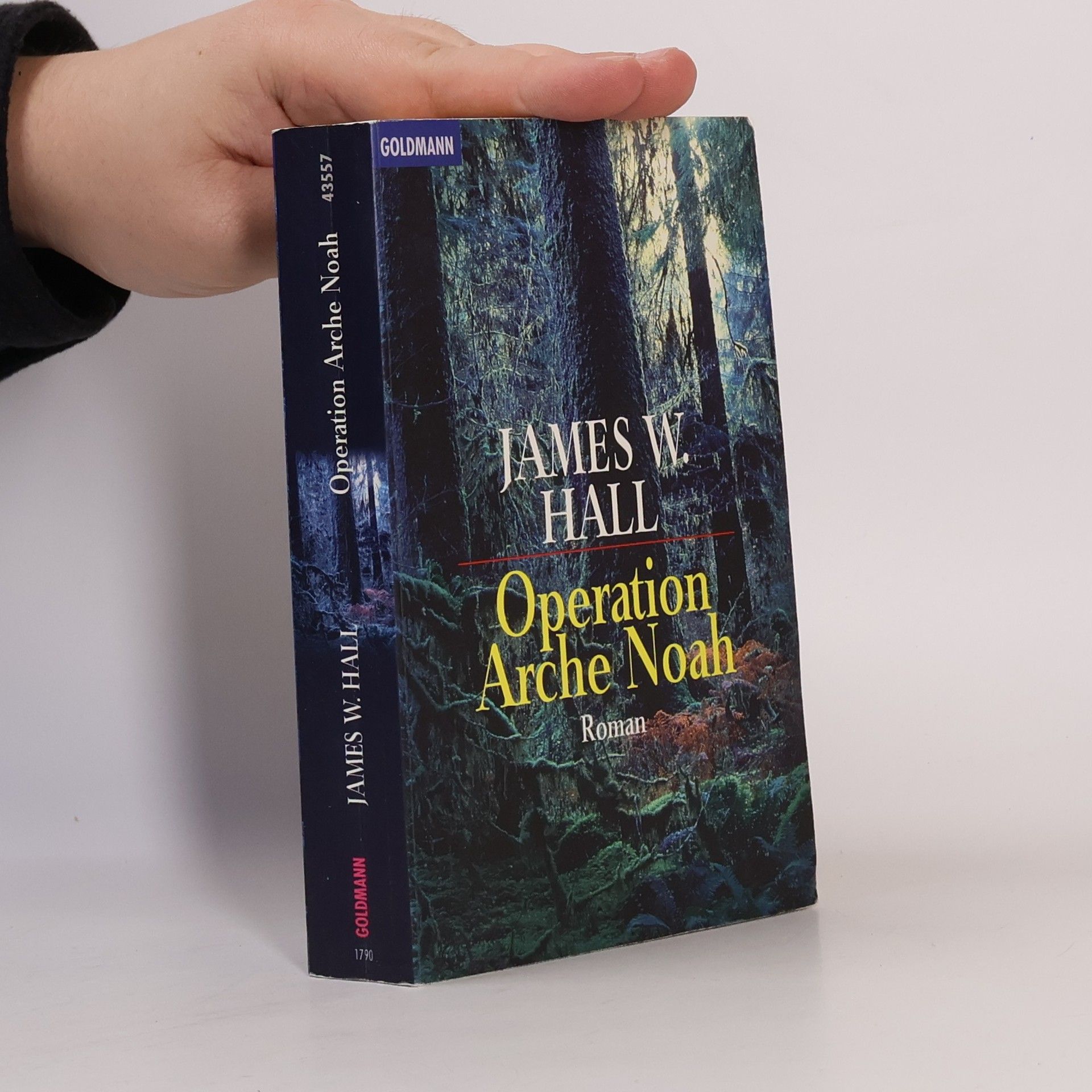 James W. Hall Operation Arche Noah