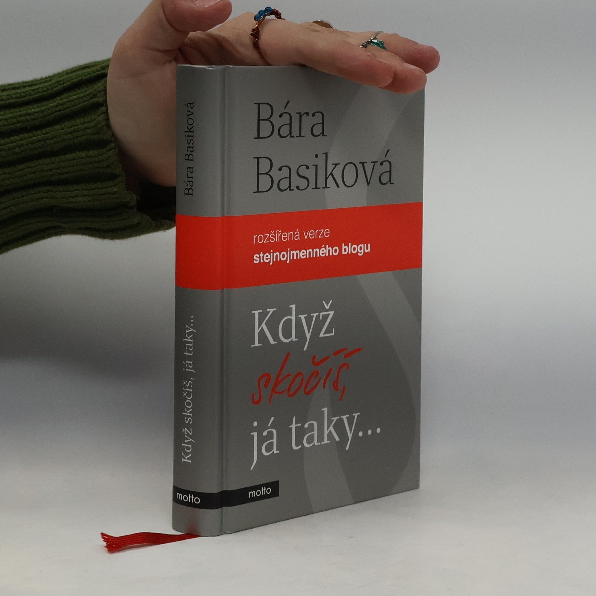 Bára Basiková Když skočíš, já taky...