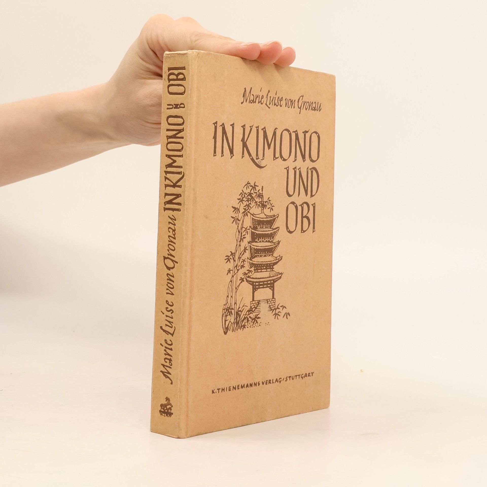 Marie Luise von Gronau In Kimono und Obi