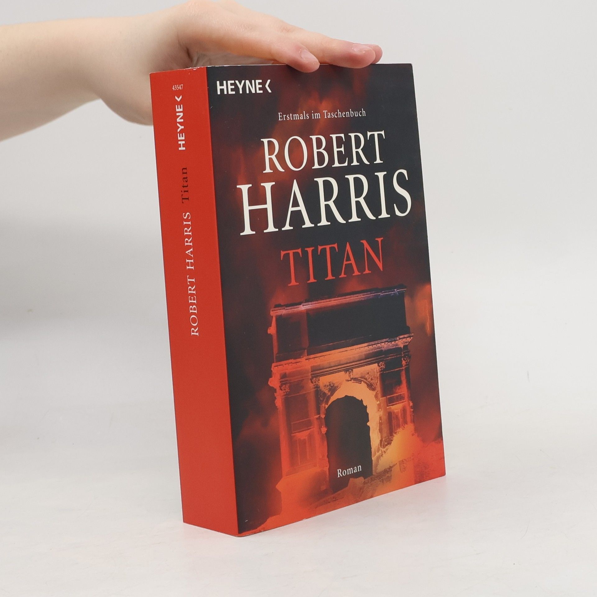 Robert Harris Titan