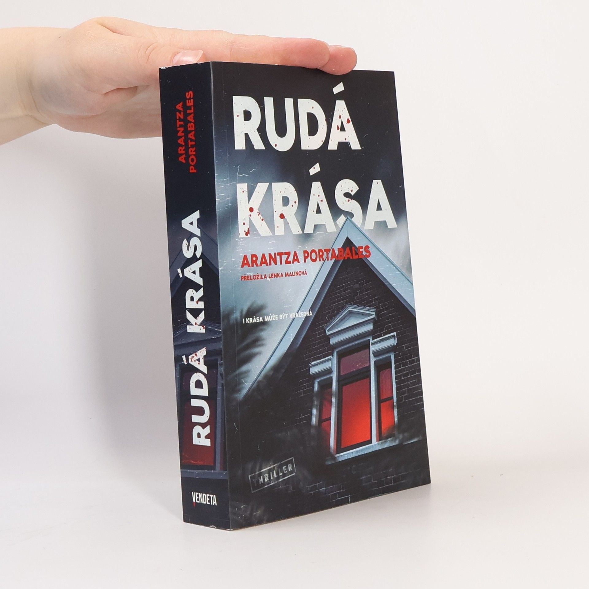 Arantza Portabales Rudá krása