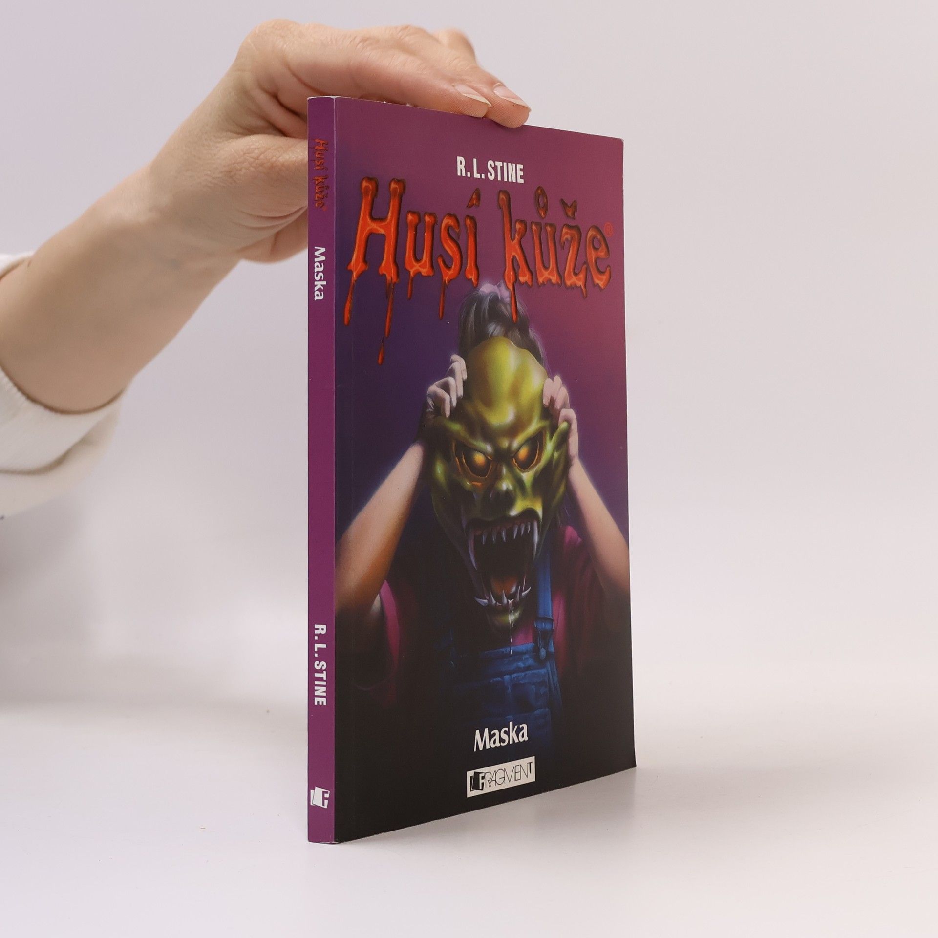 R. L. Stine Maska