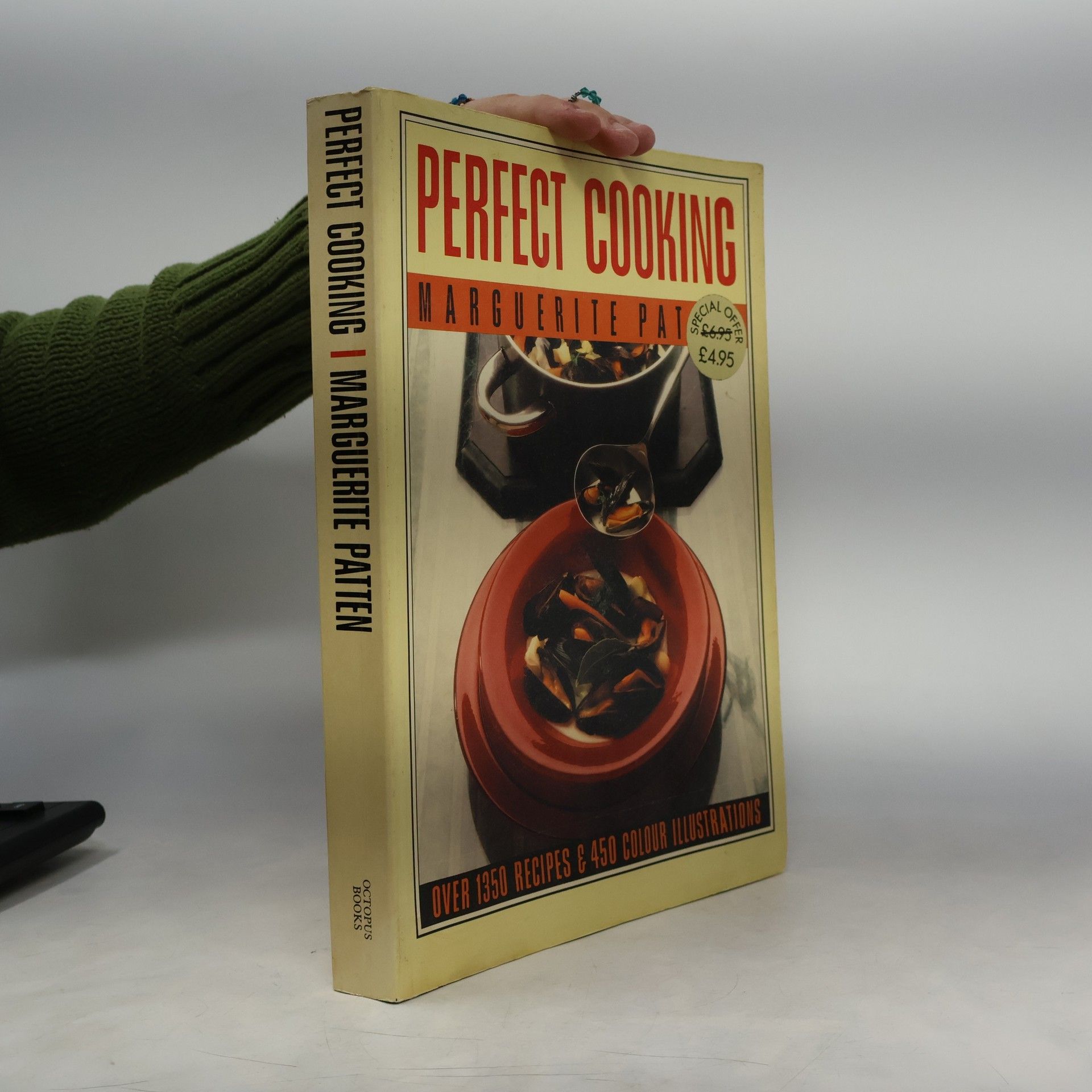 Marguerite Patten Perfect cooking : Marguerite Patten