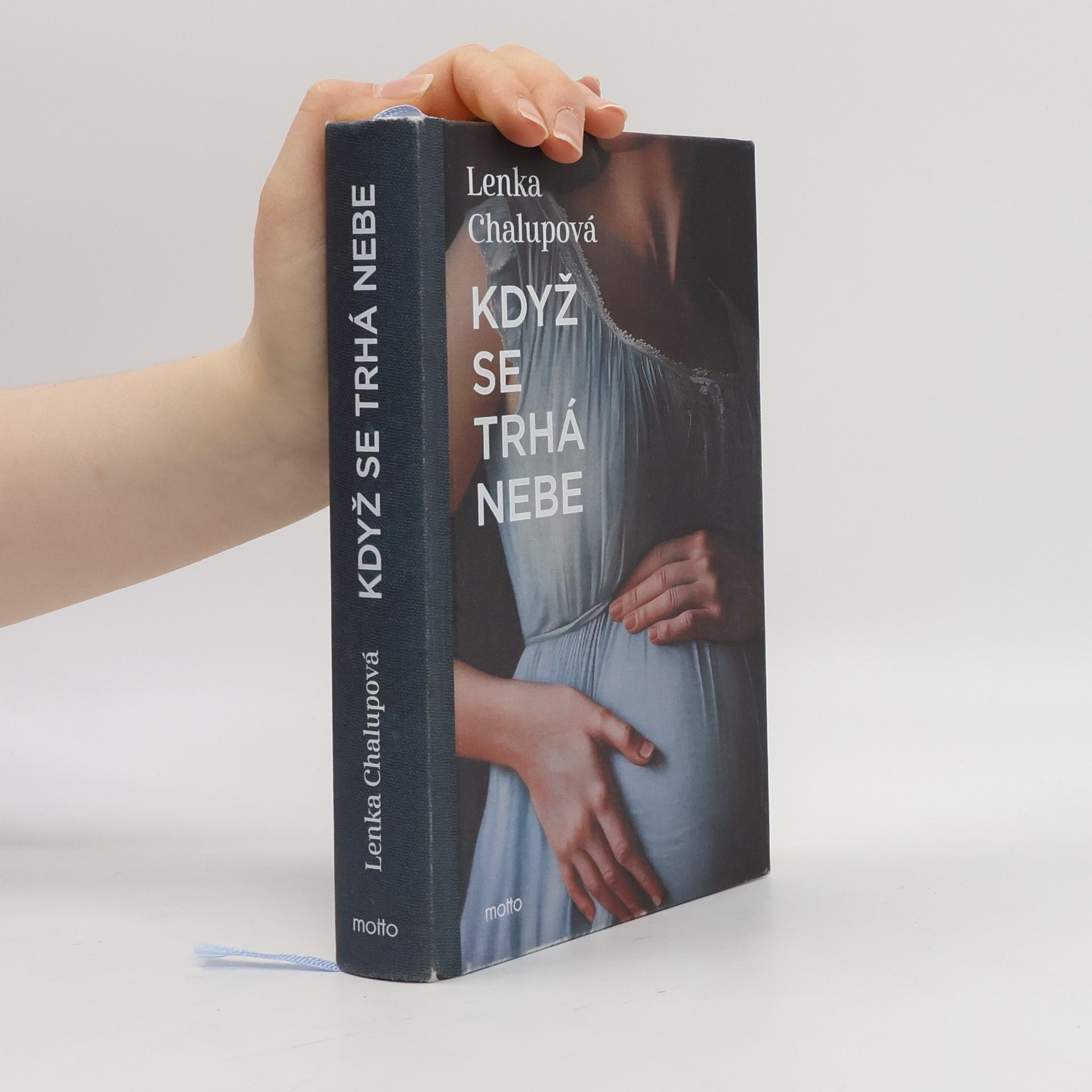 Lenka Chalupová Když se trhá nebe