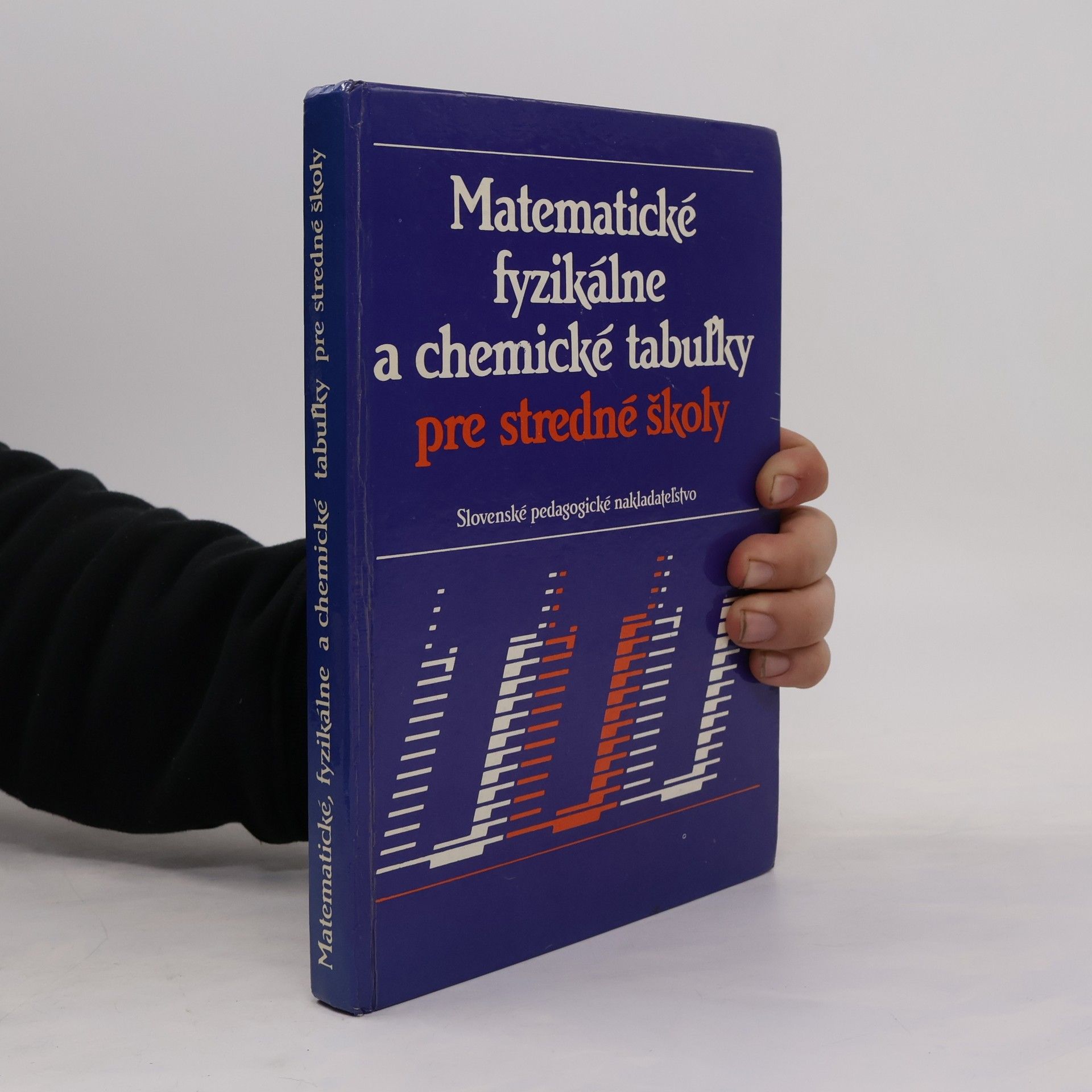 Collectif d'auteurs Matematické, fyzikálne a chemické tabuľky pre stredné školy