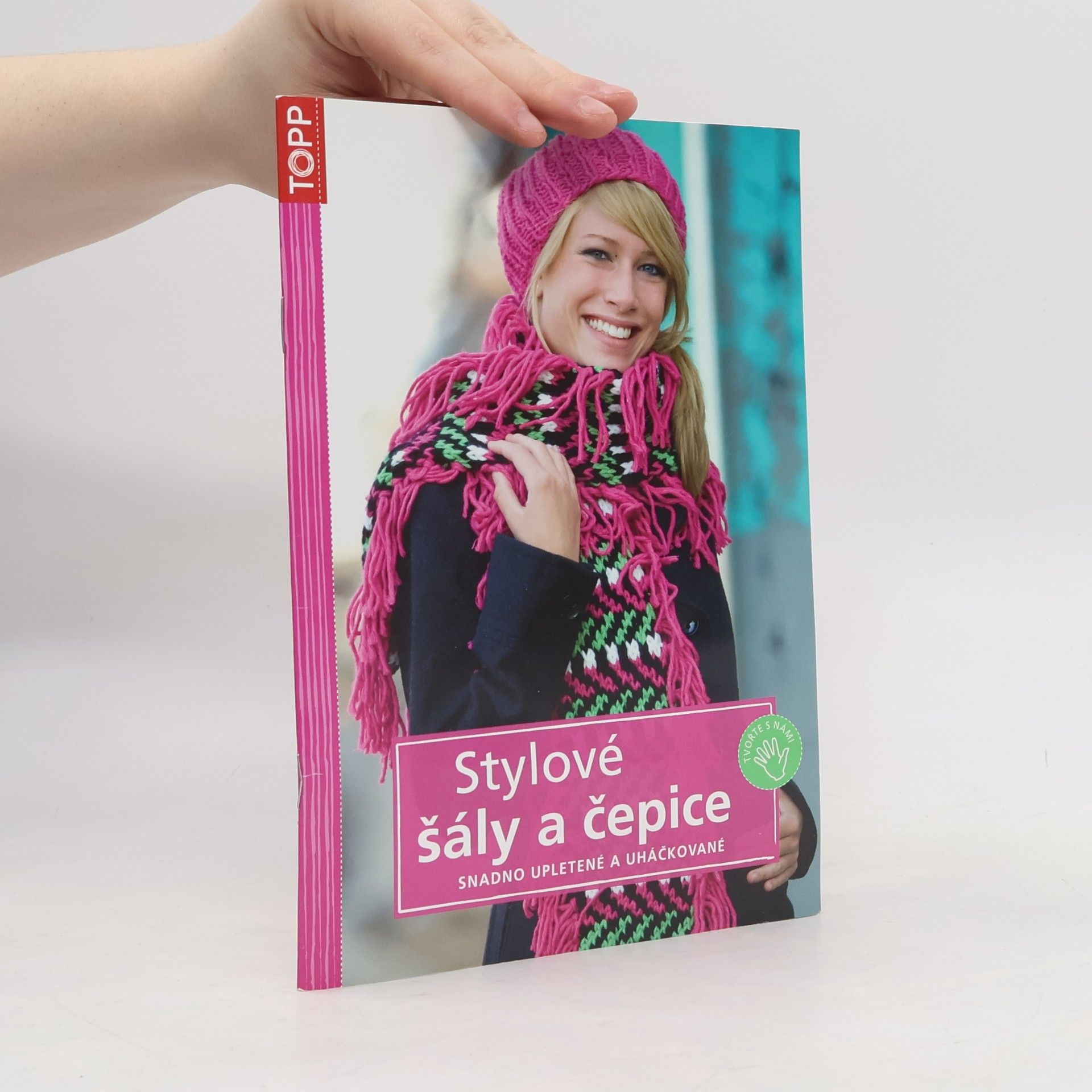 Various authors Stylové šály a čepice - snadno upletené a uháčkované