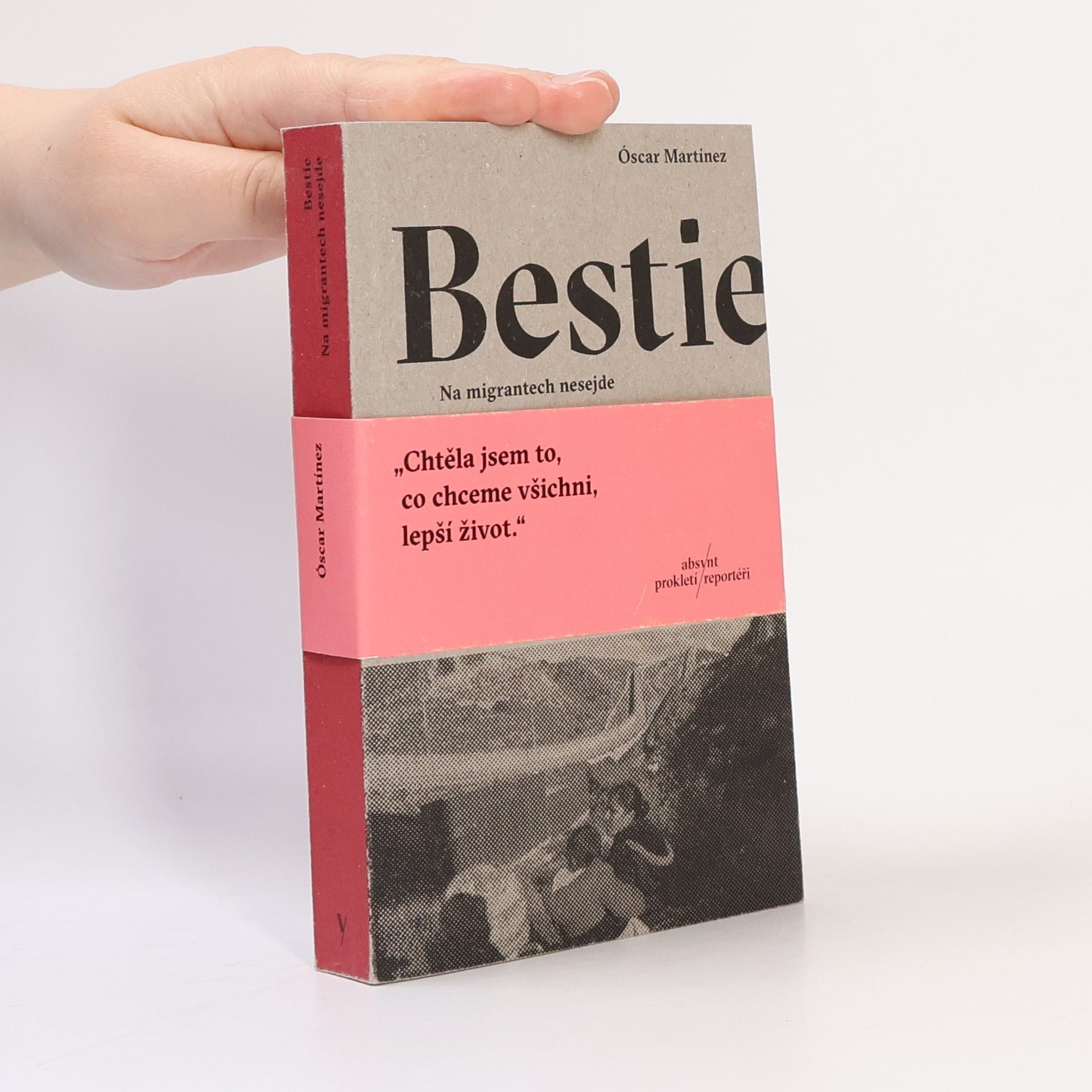 Óscar Martínez Bestie : na migrantech nesejde