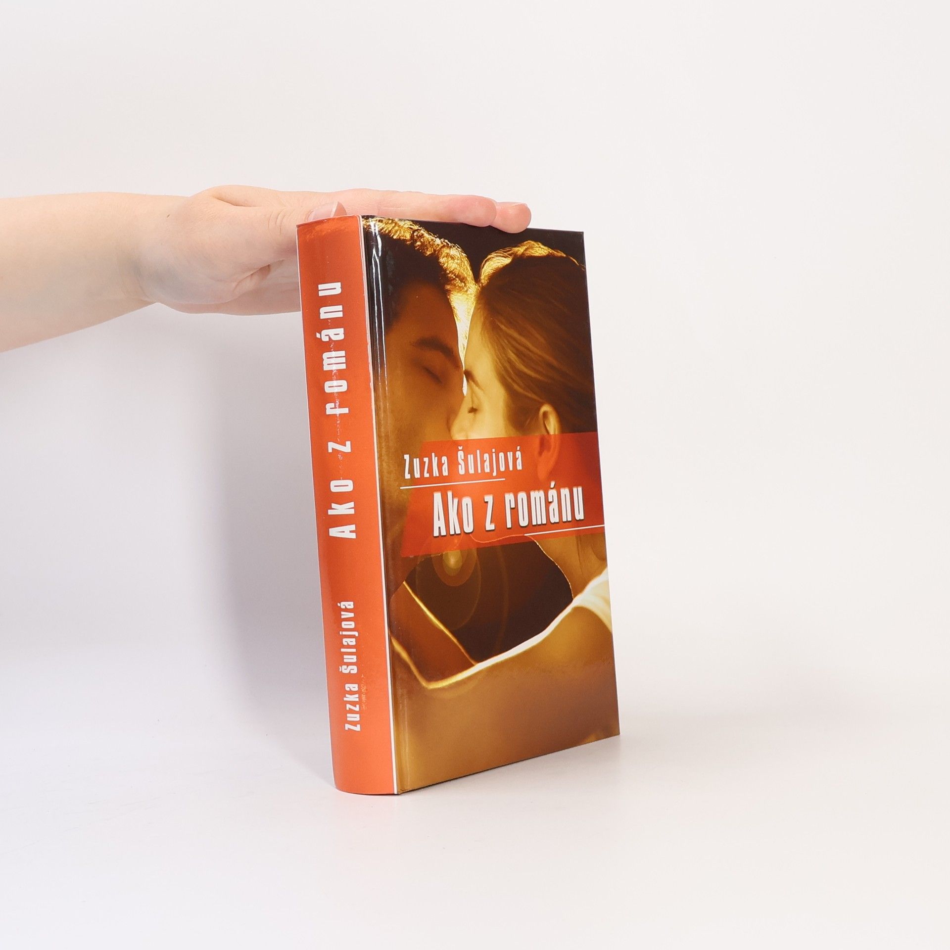 Ako z románu