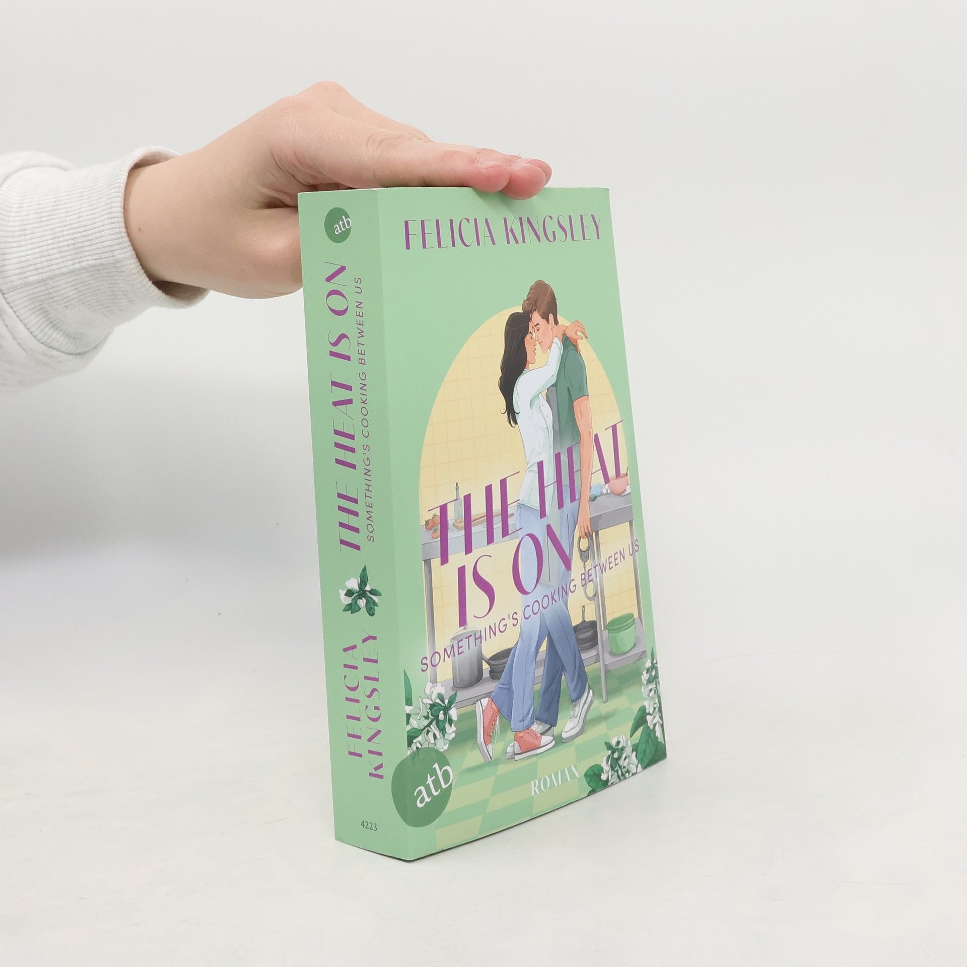 Felicia Kingsley The Heat Is On – Something‘s Cooking Between Us