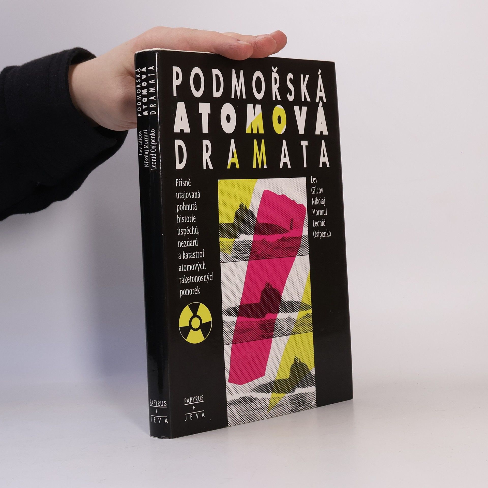 Leonid Osipenko Podmořská atomová dramata