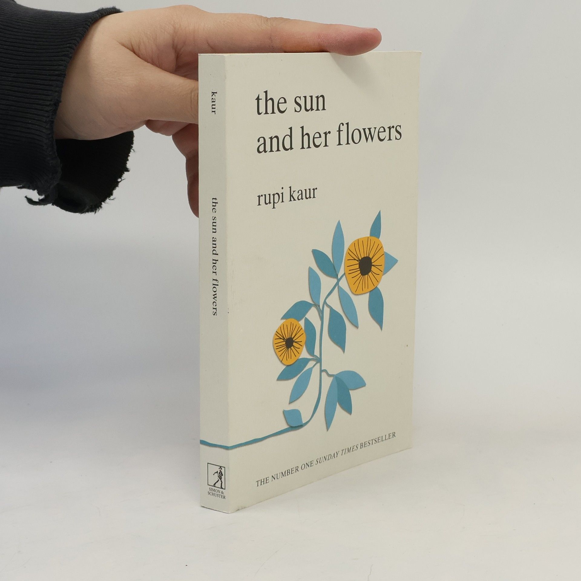 Rupi Kaur The Sun And Her Flowers