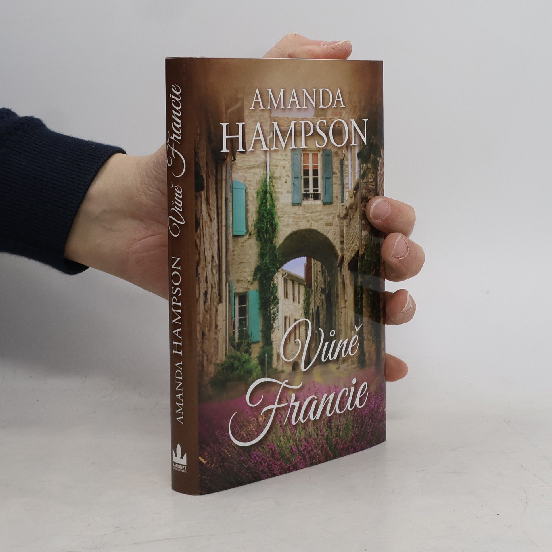 Amanda Hampson Vůně Francie