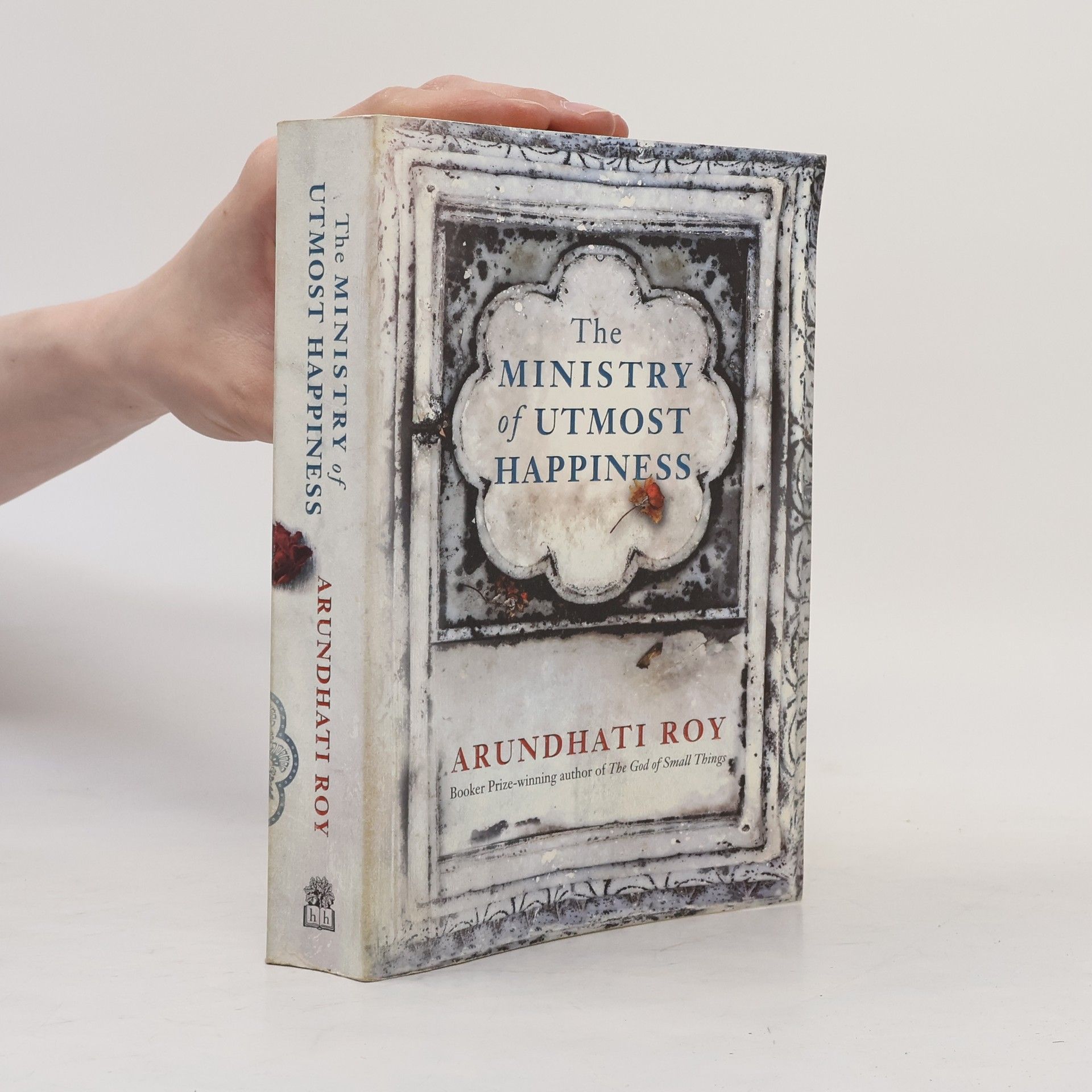 Arundhati Roy The Ministry of Utmost Happiness