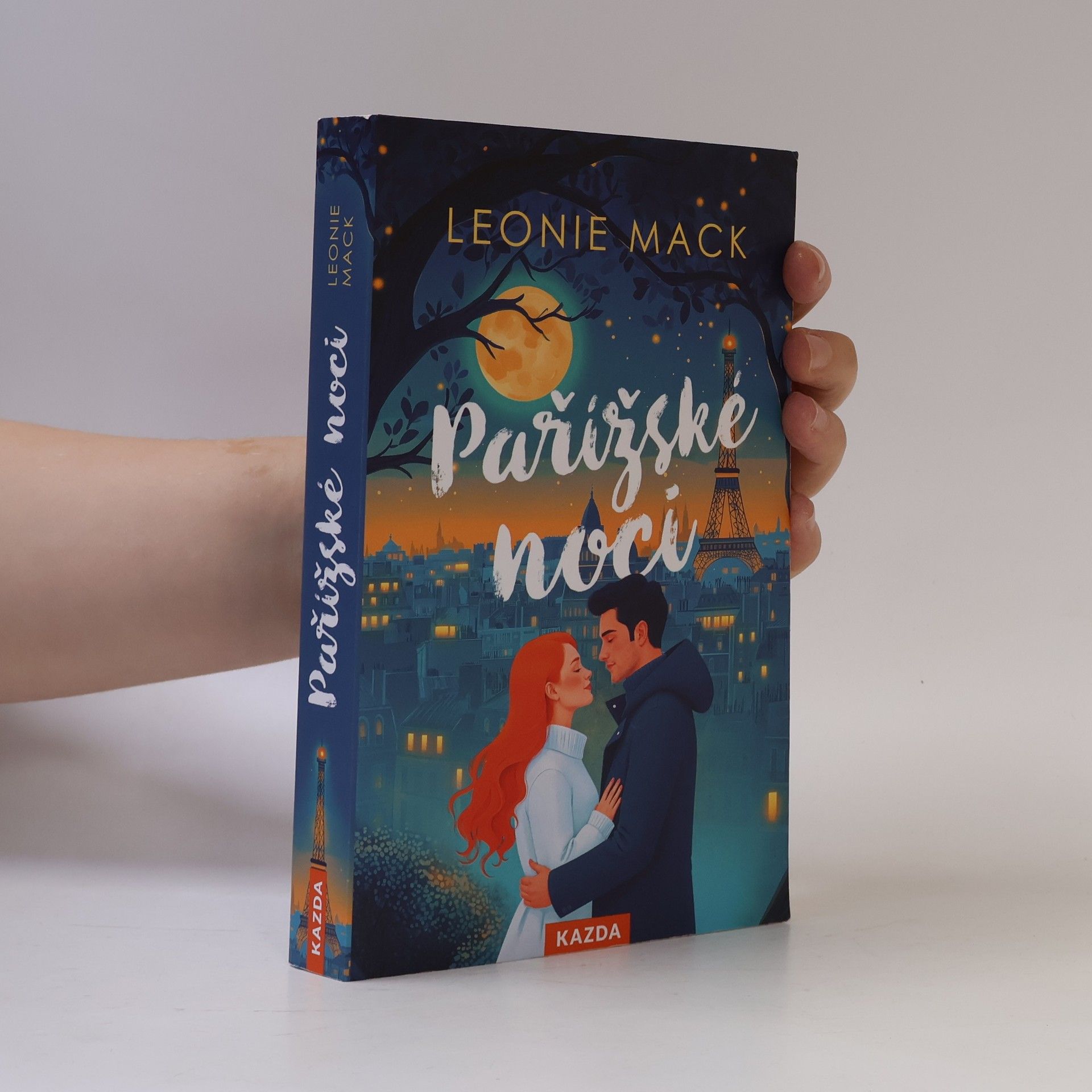 Leonie Mack Pařížské noci