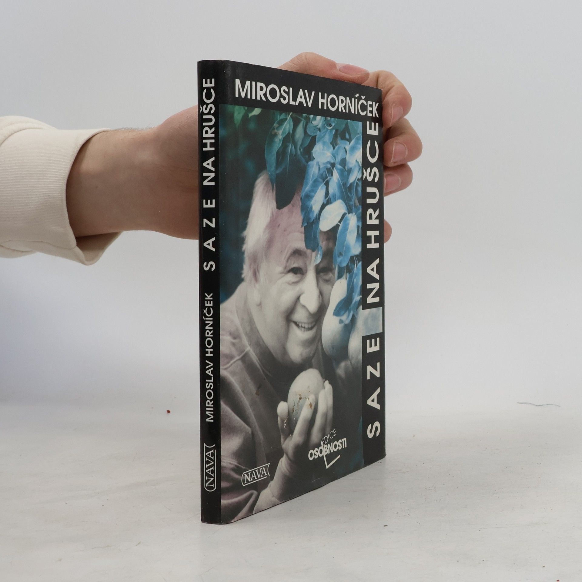 Miroslav Horníček Saze na hrušce: Vzpomínky nejen na dětství