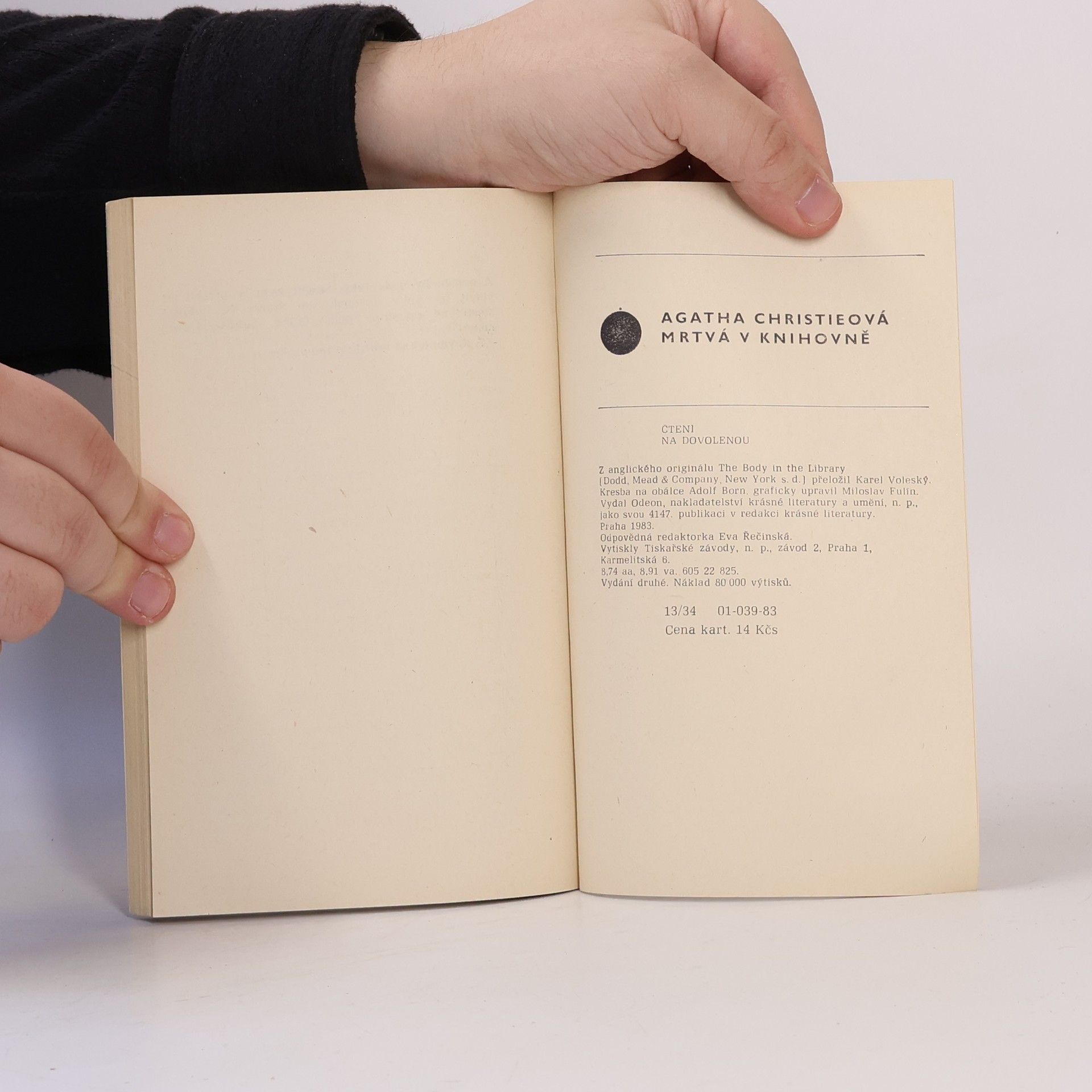 Agatha Christie Mrtvá v knihovně