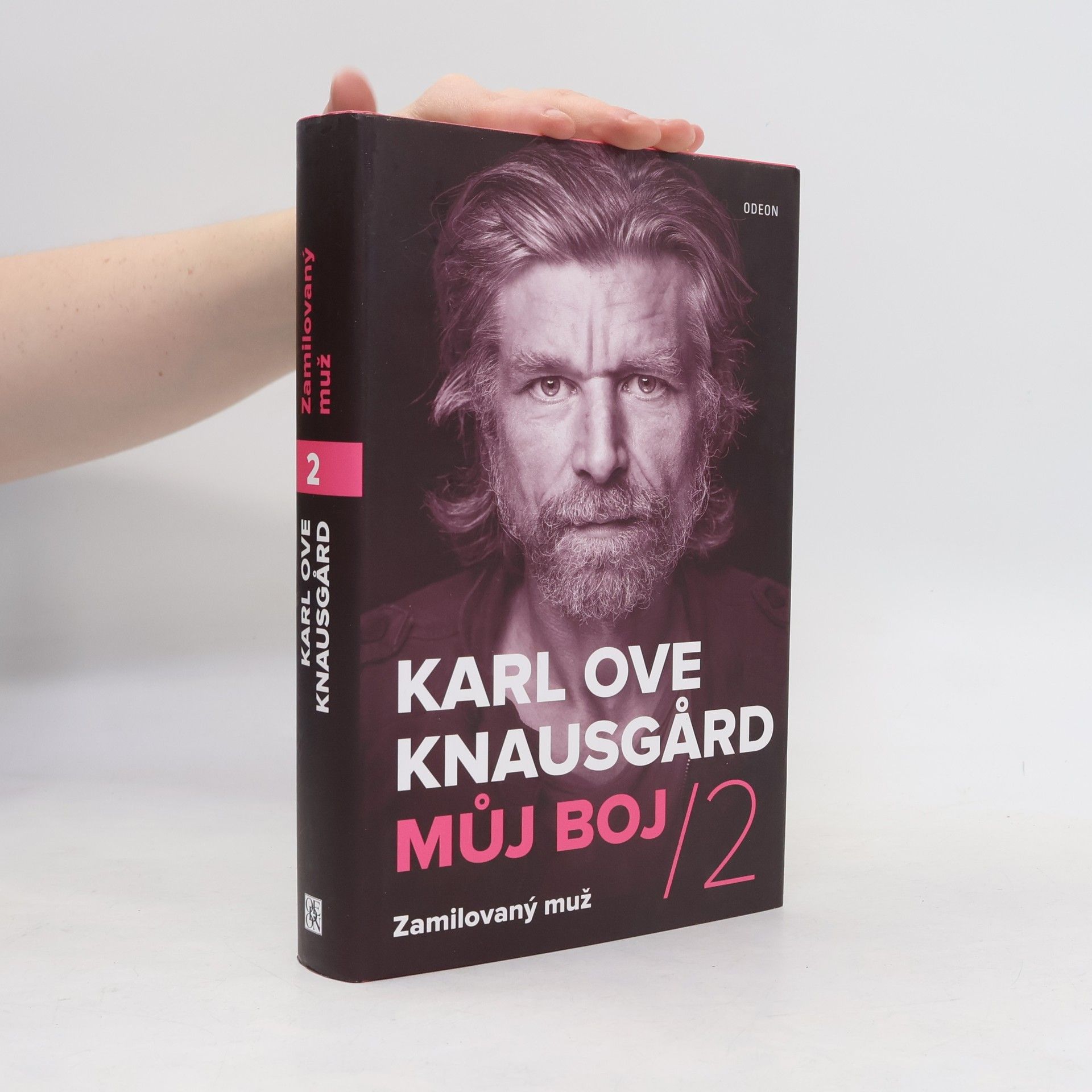 Karl Ove Knausgård Zamilovaný muž. Můj boj 2