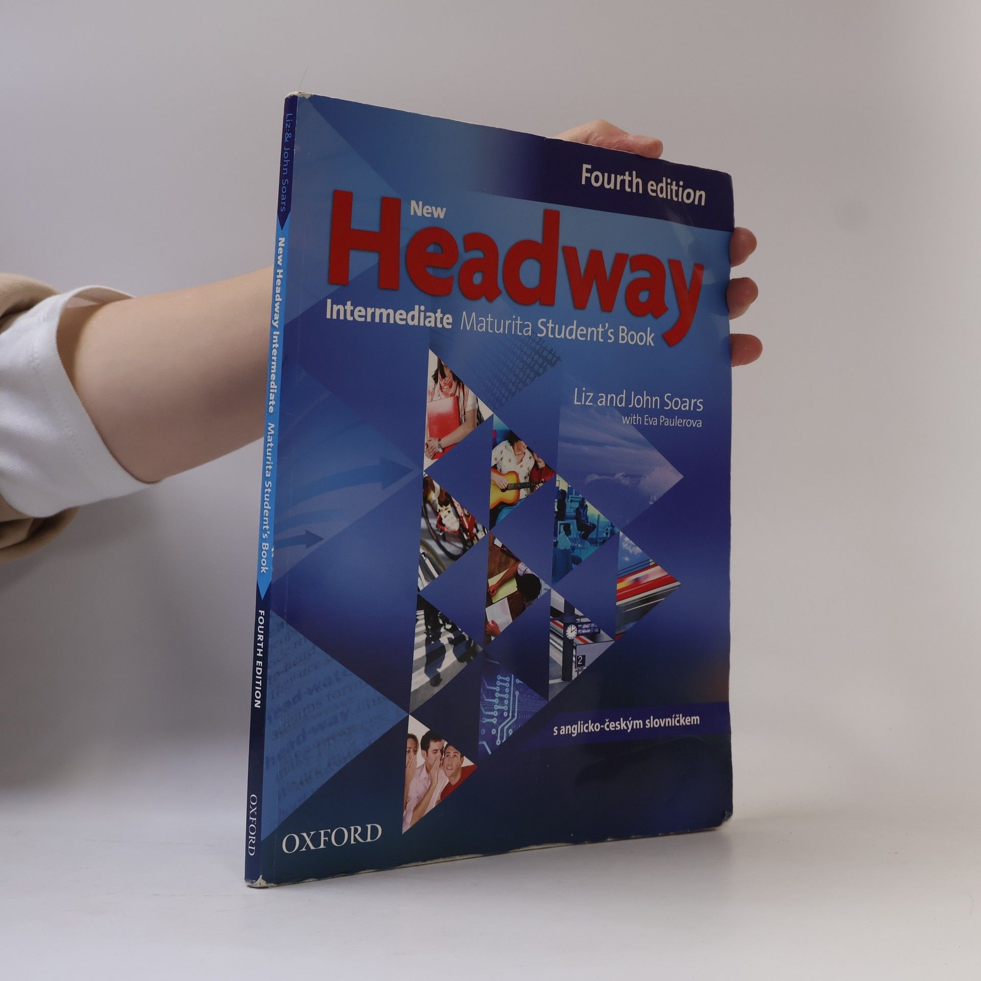 Liz Soars New Headway. Intermediate Maturita Student's Book