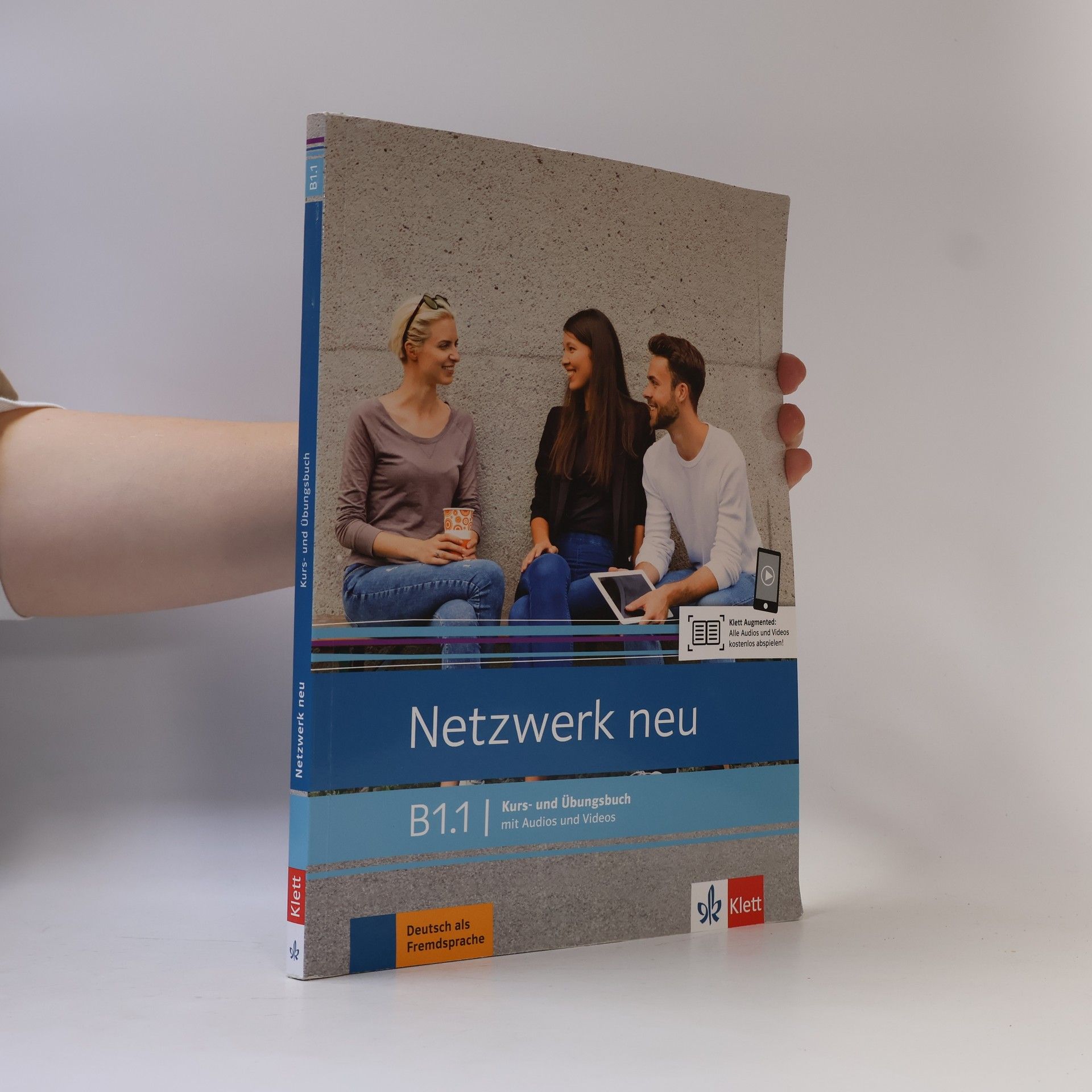 Various authors Netzwerk neu. Kurs- und Übungsbuch. B1.1