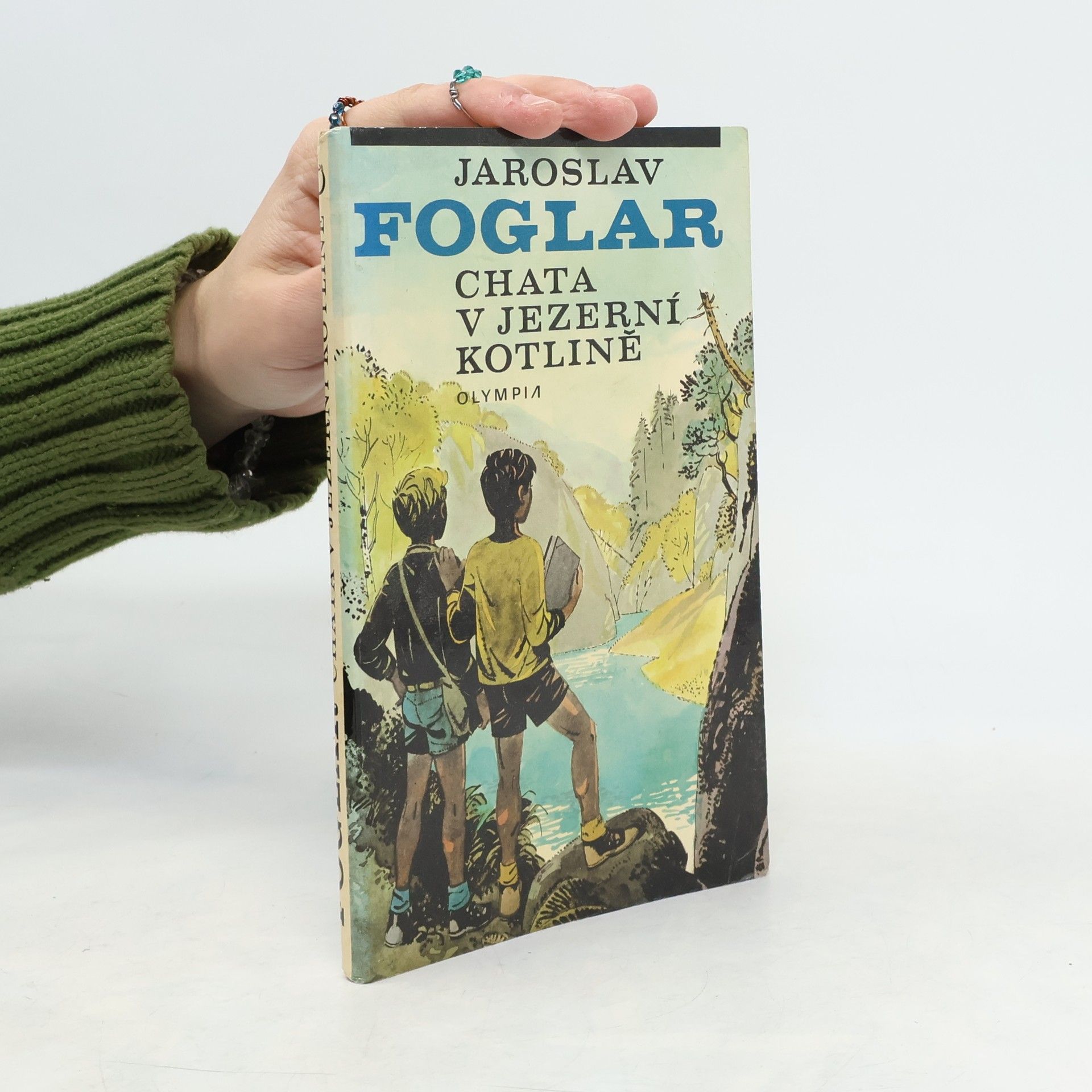 Chata v Jezerní kotlině