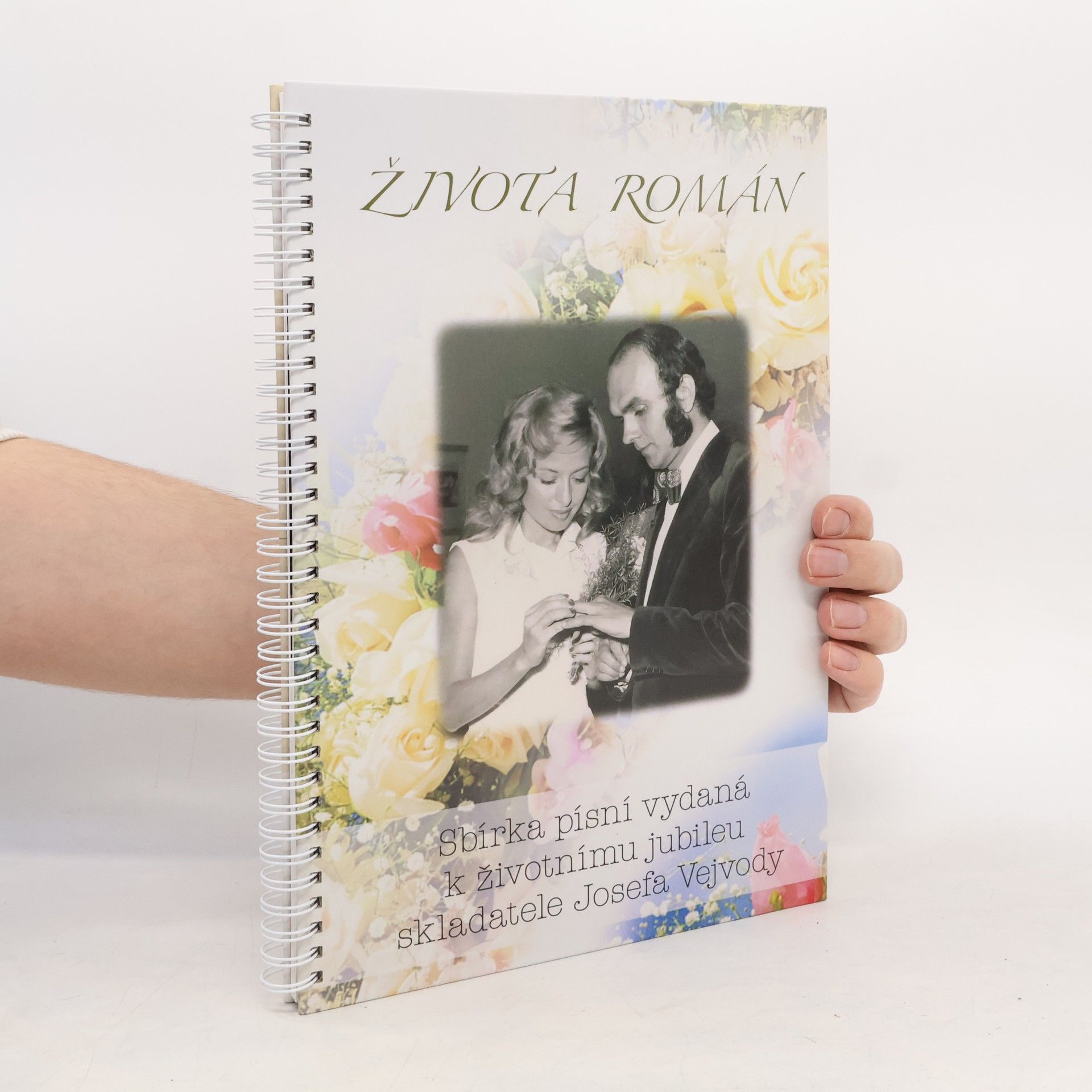 Kolektív autorov Života román