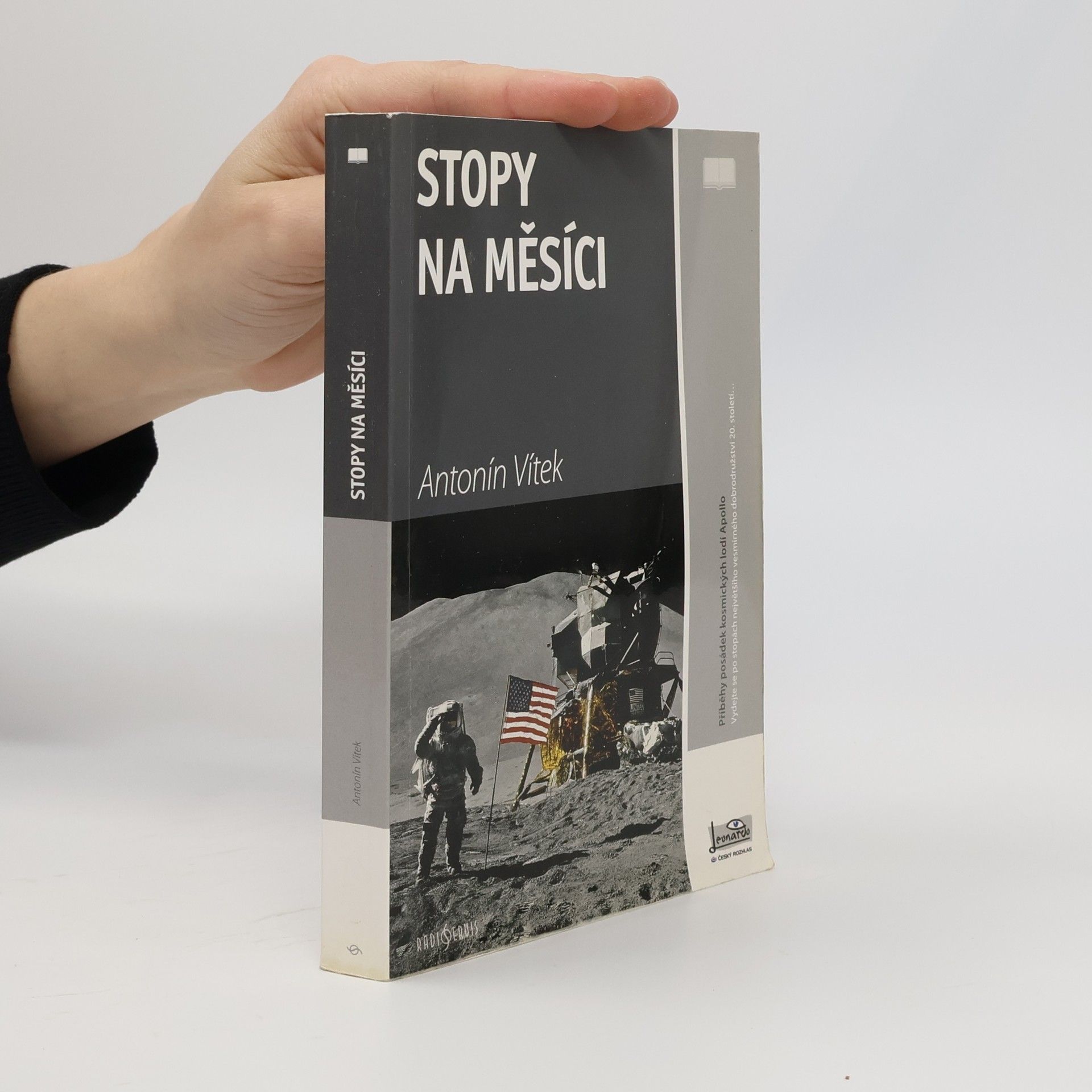 Antonín Vítek Stopy na Měsíci