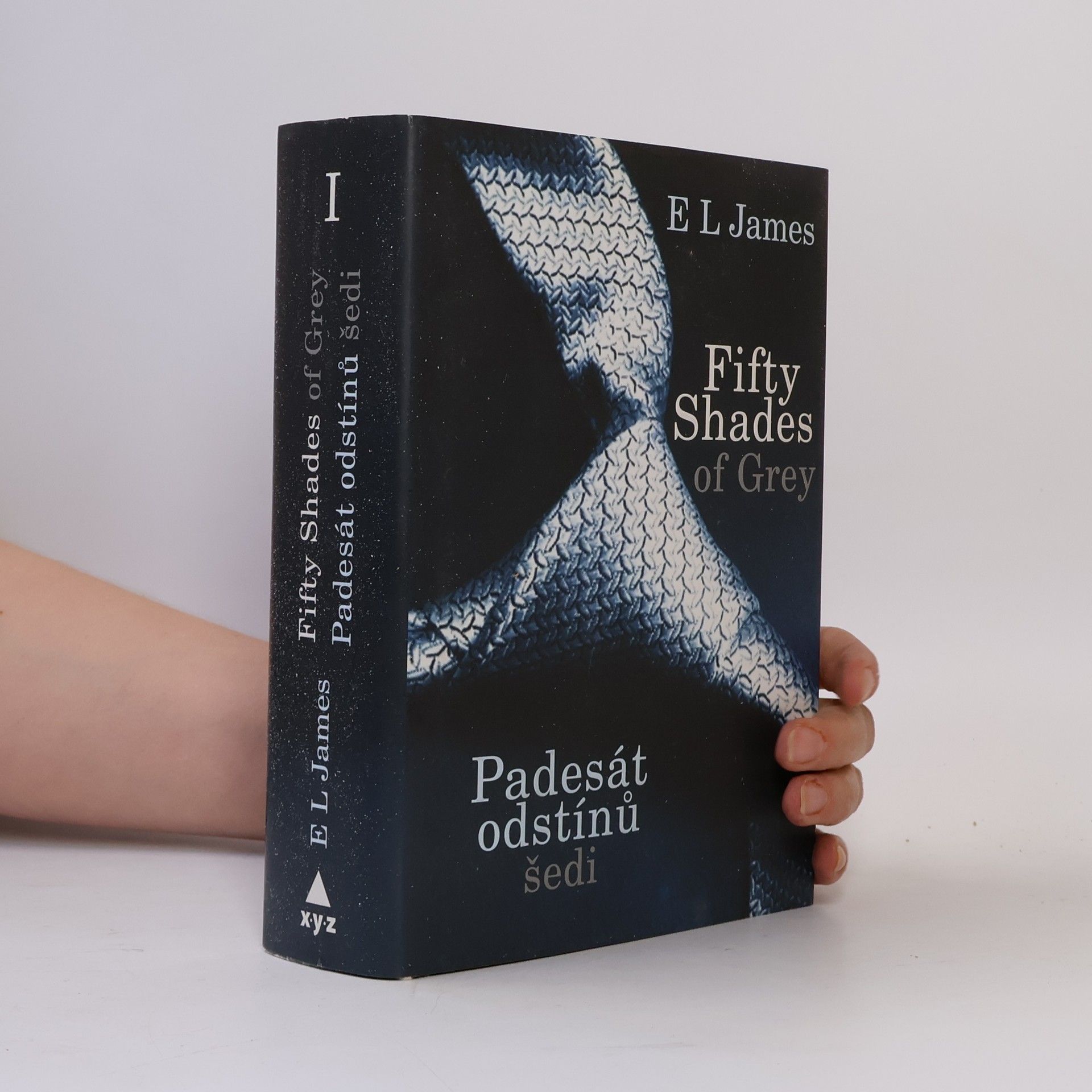 E L James Padesát odstínů šedi