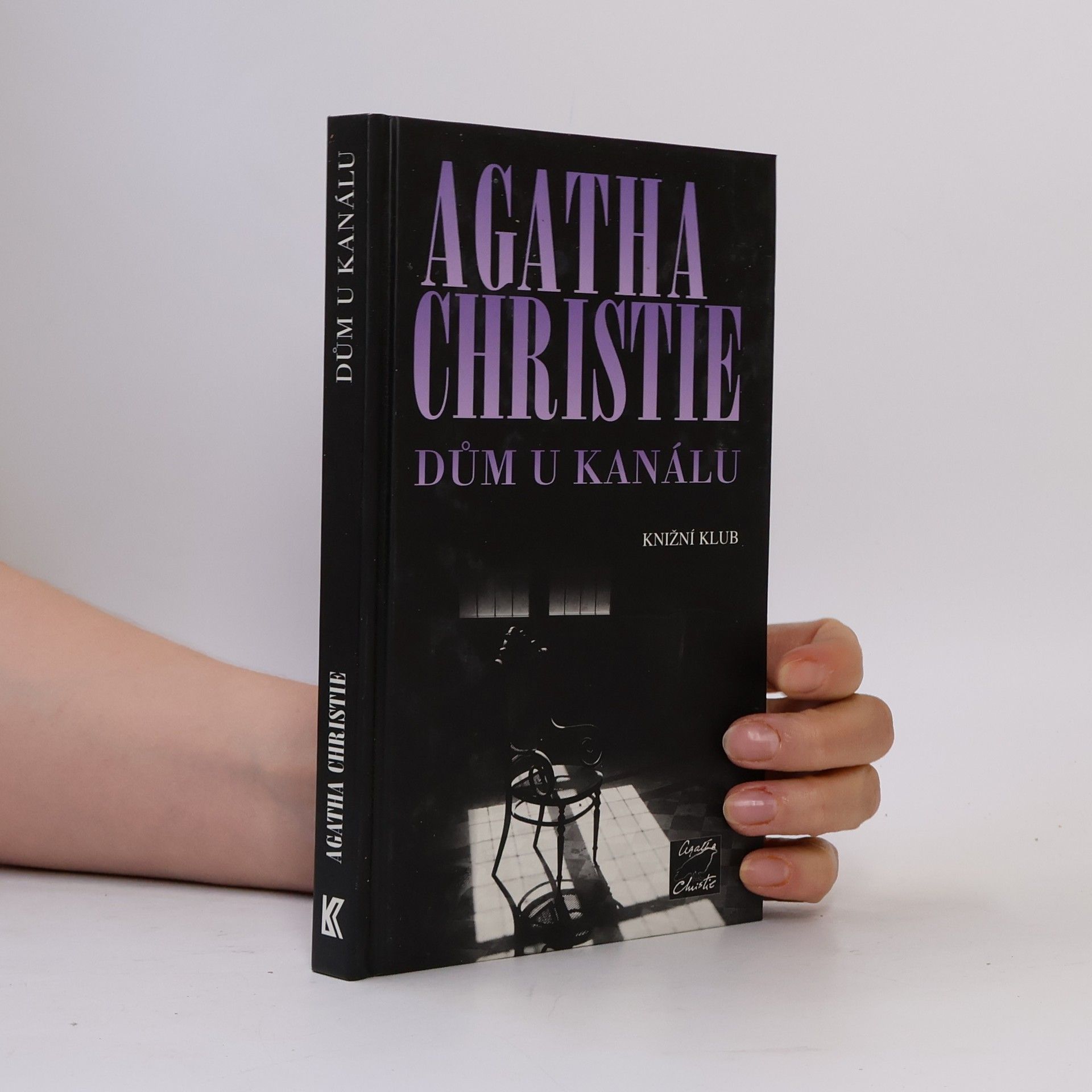 Agatha Christie Dům u kanálu