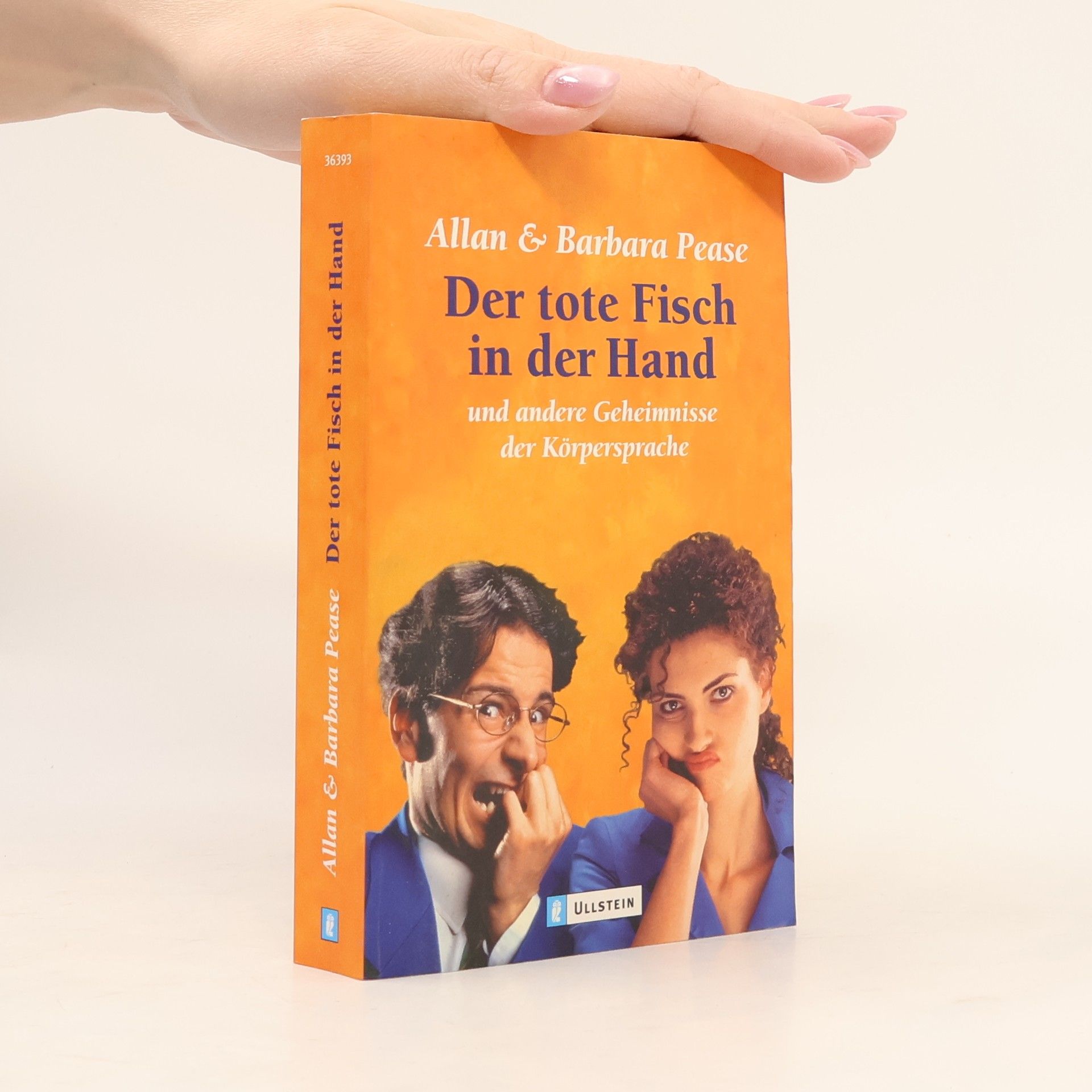 Allan Pease Der tote Fisch in der Hand