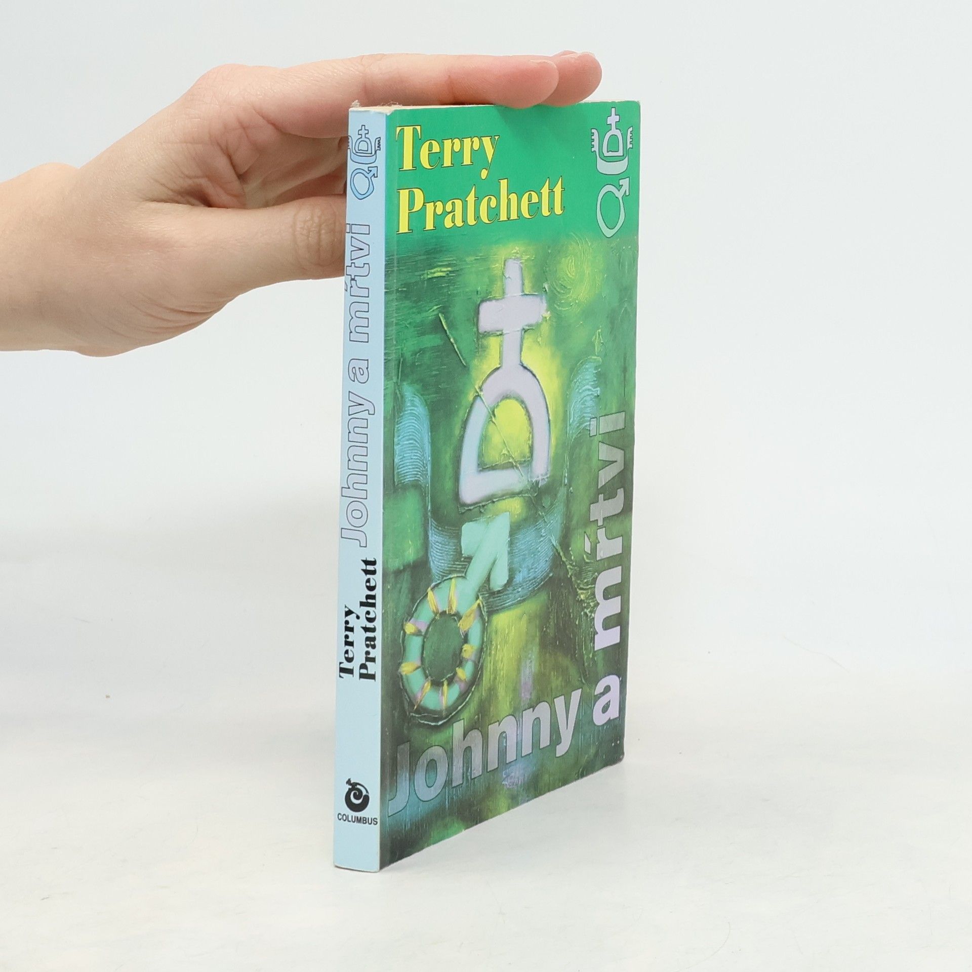 Terry Pratchett Johnny a mŕtvi