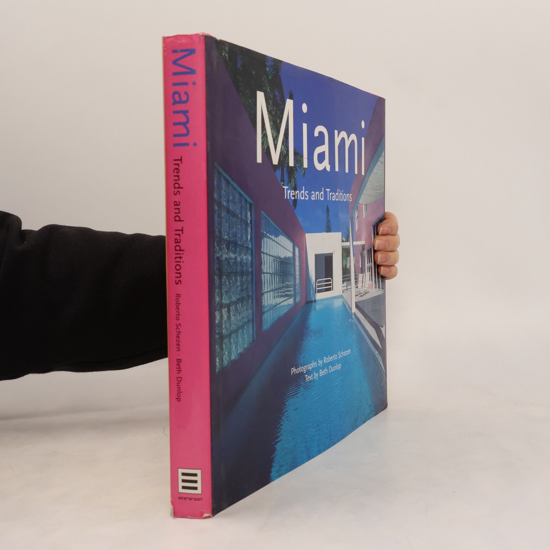 Roberto Schezen Miami: Trends and traditions